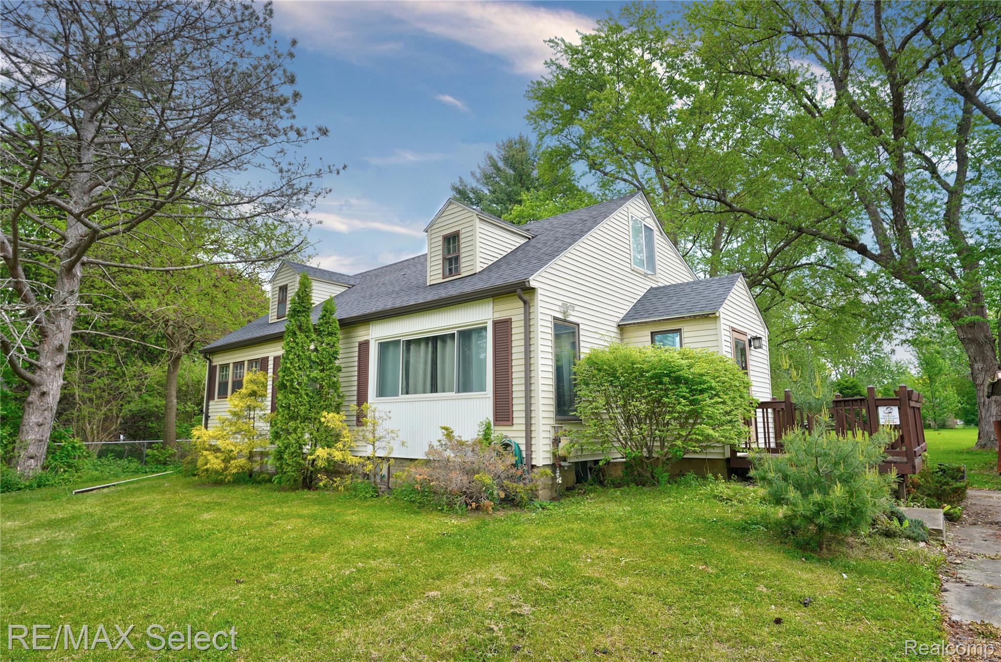 6361 Fenton Road