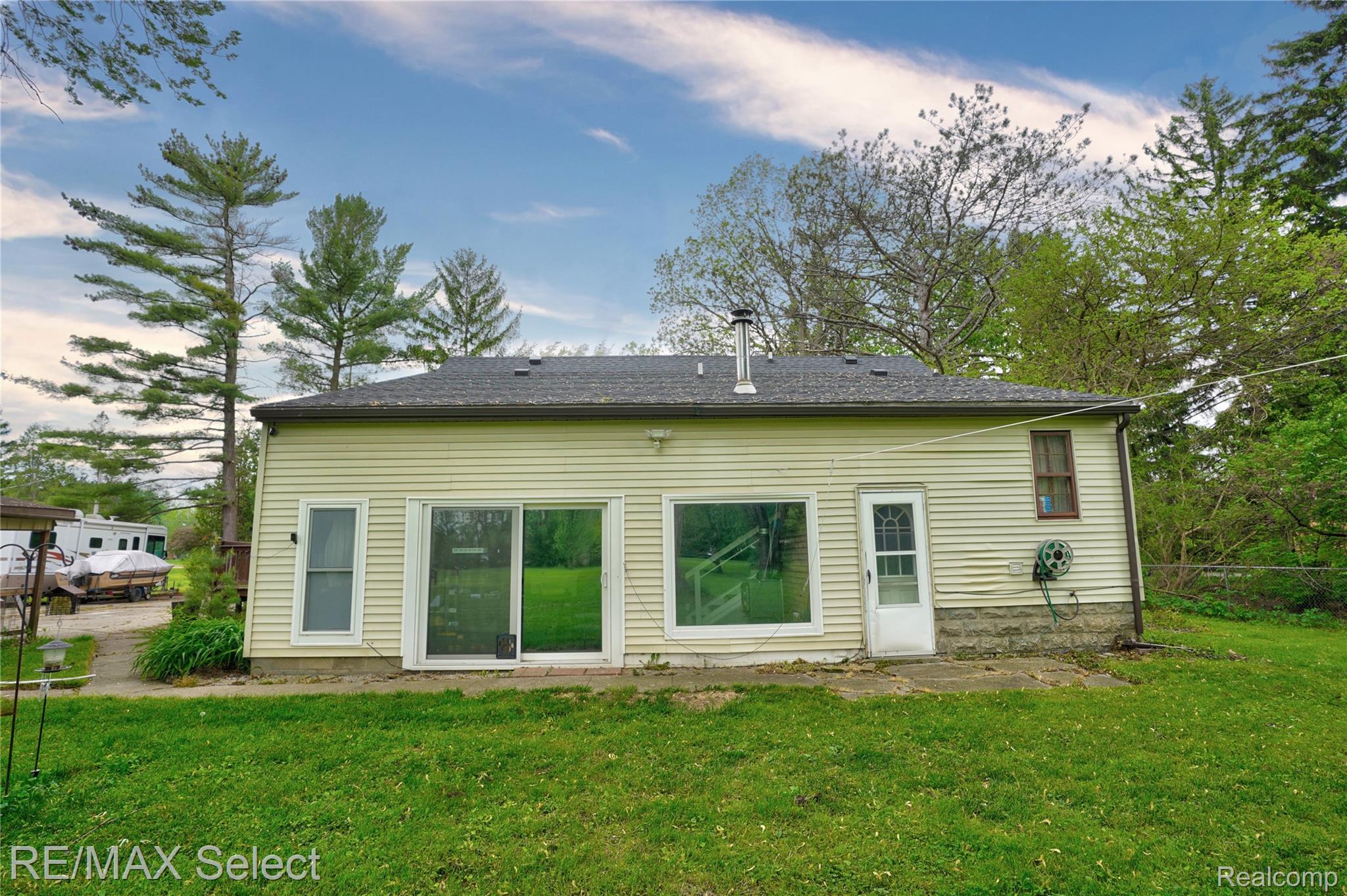 6361 Fenton Road