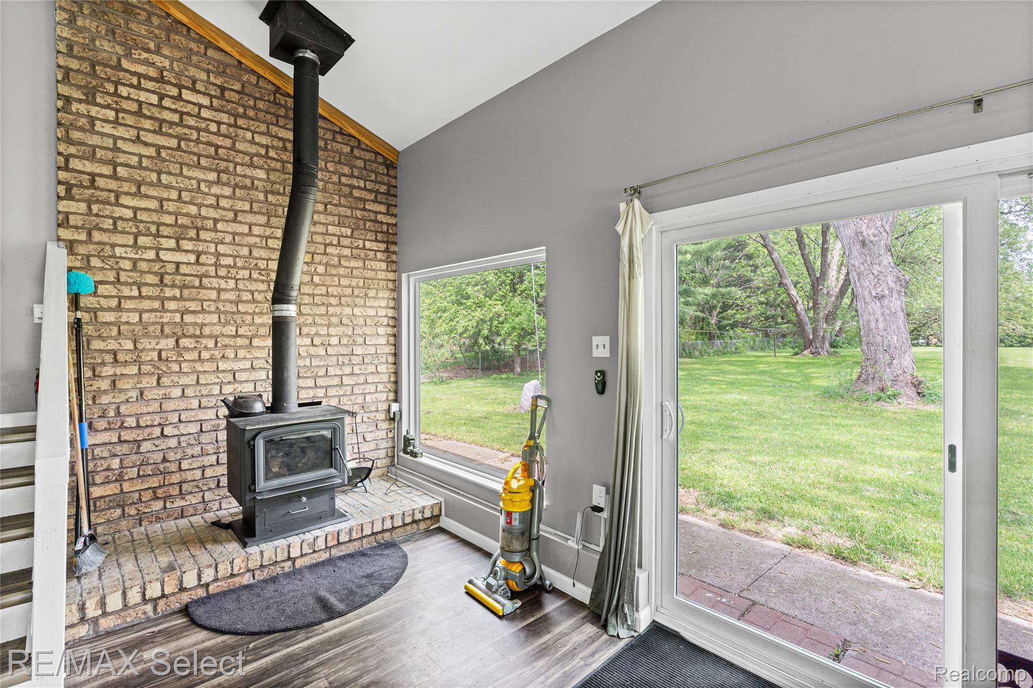 6361 Fenton Road