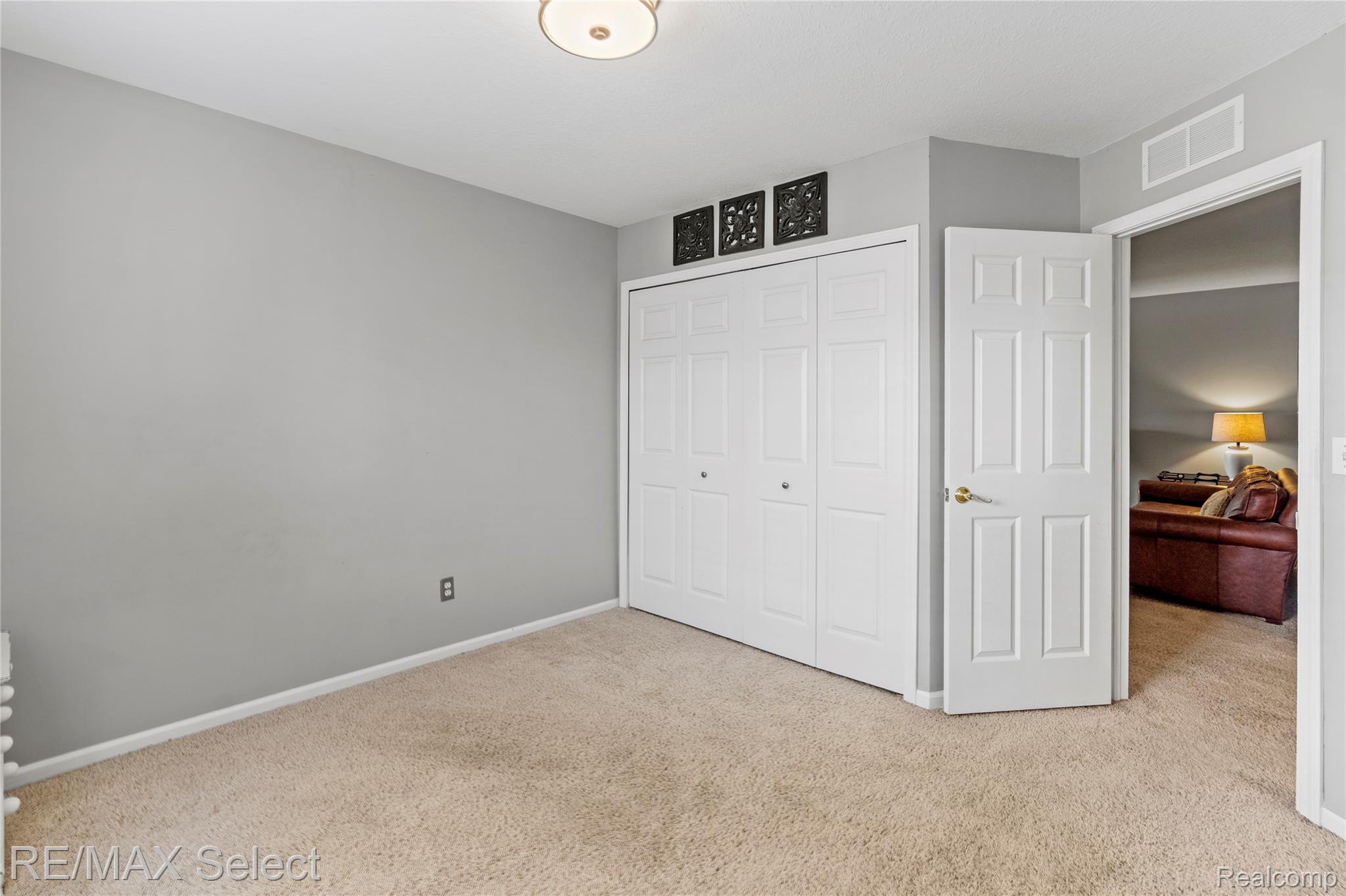 11476 Moffett Court