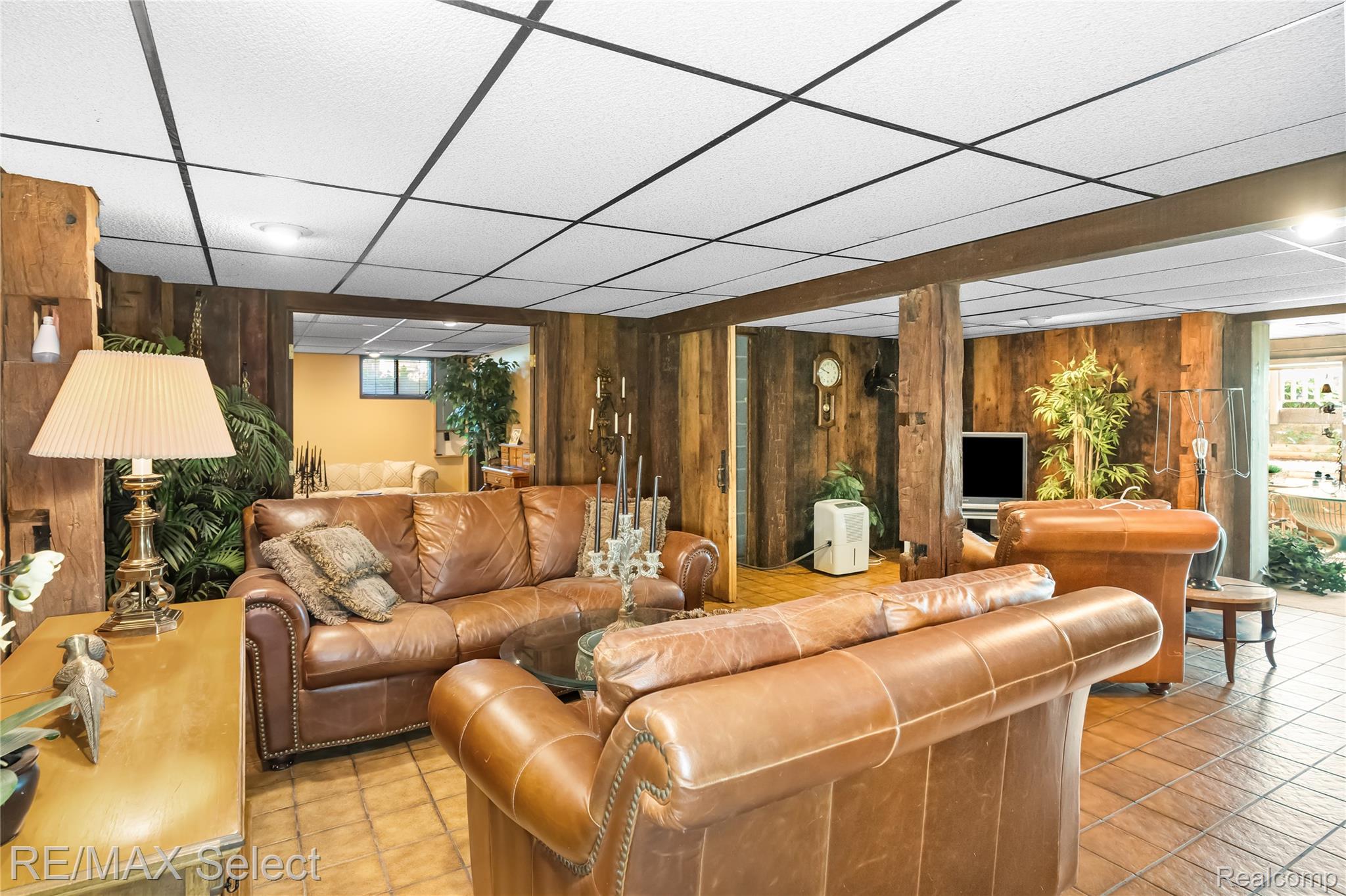 13154 Lake Shore Drive