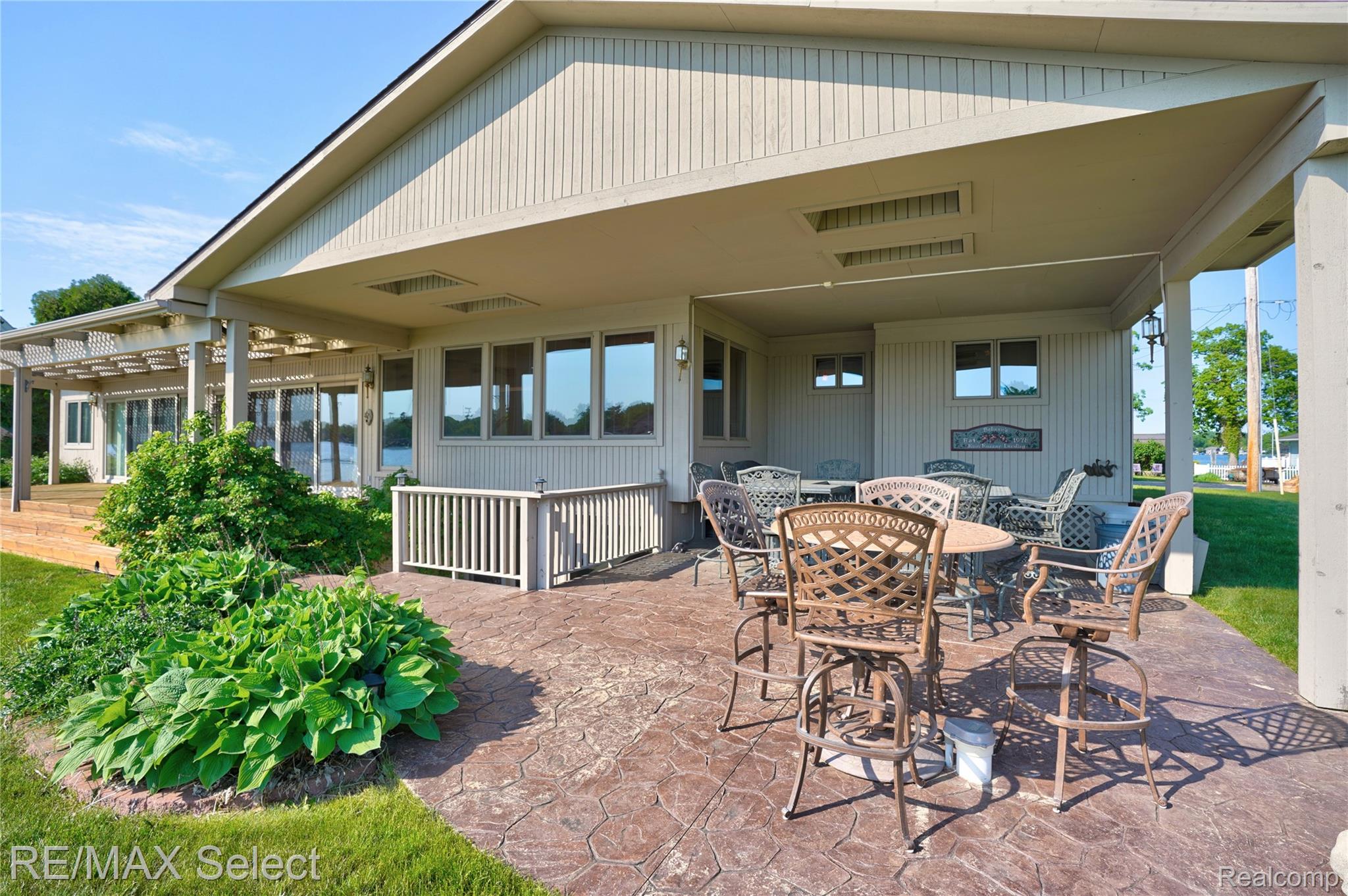 13154 Lake Shore Drive