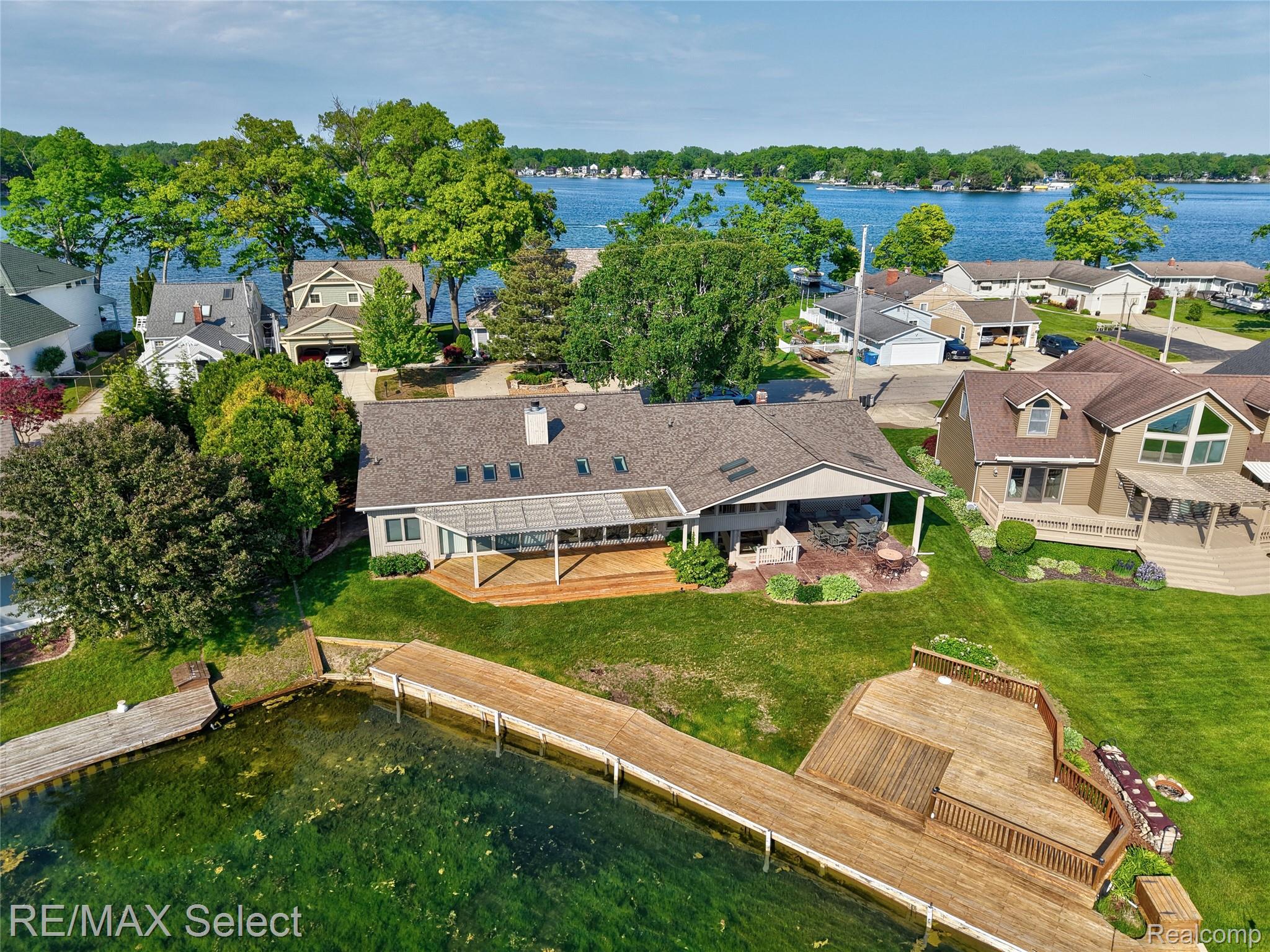 13154 Lake Shore Drive