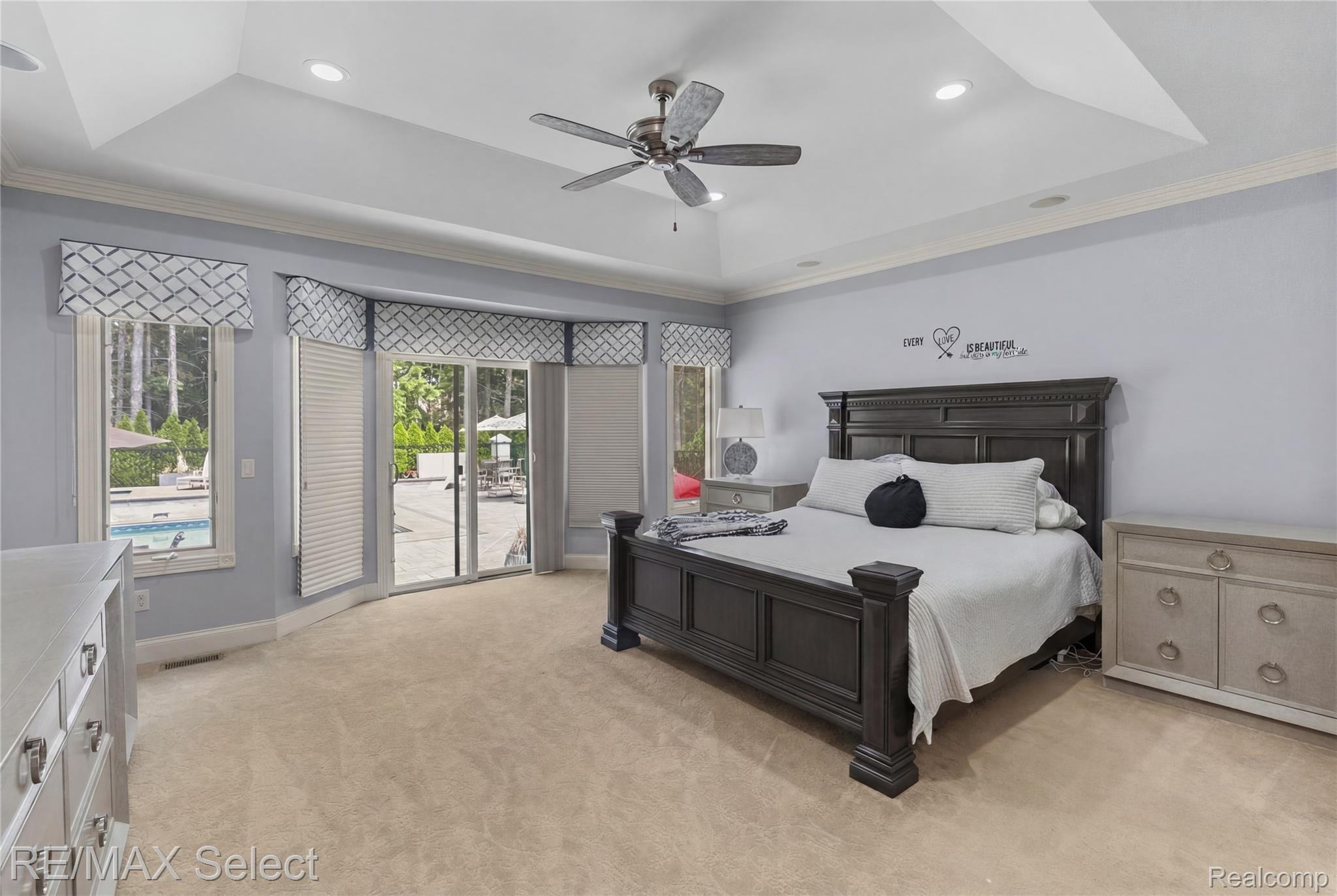 3334 Creekview Drive