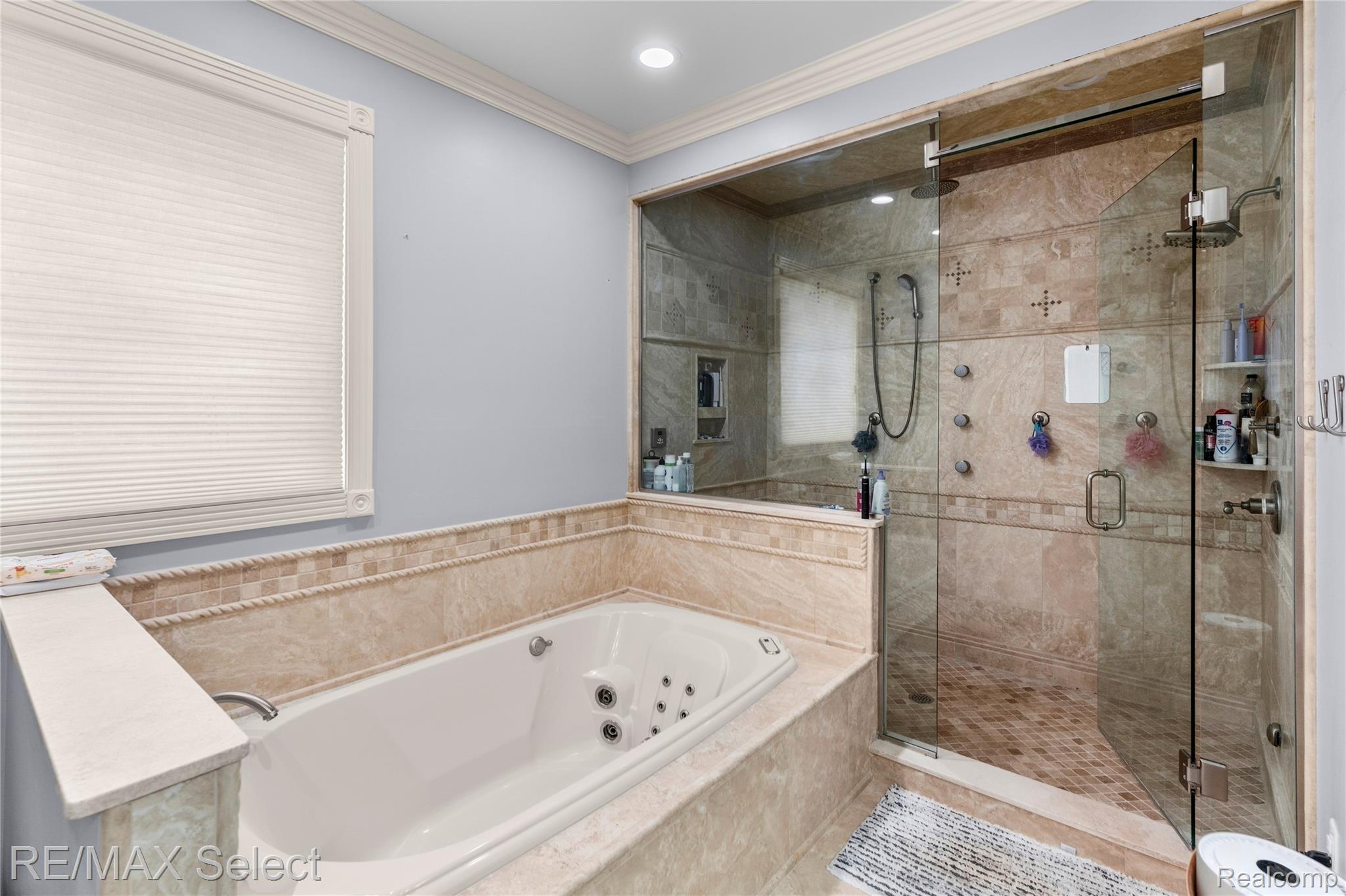 3334 Creekview Drive