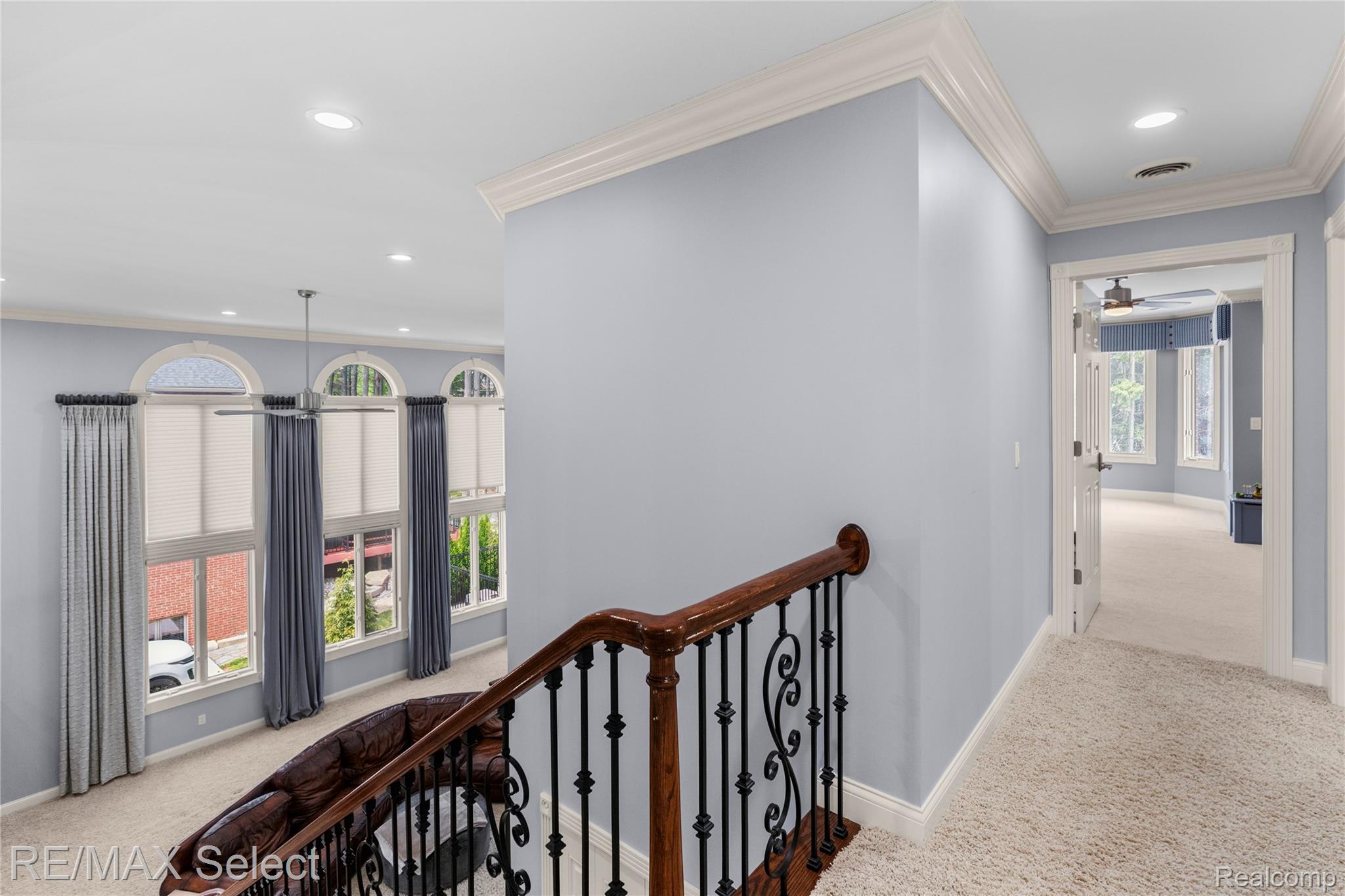 3334 Creekview Drive