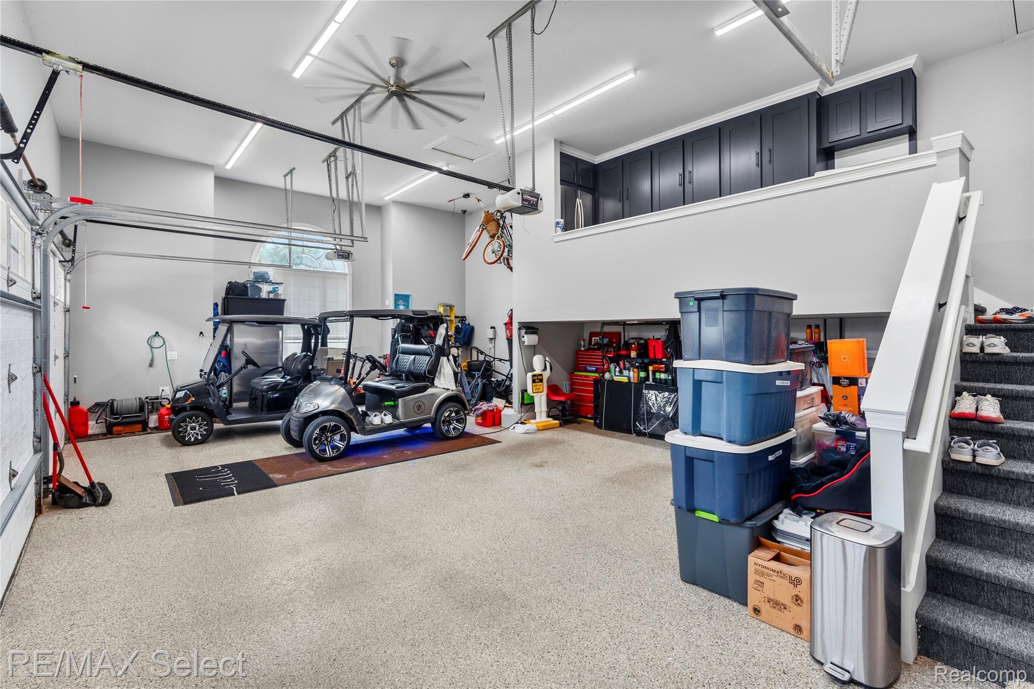 3334 Creekview Drive