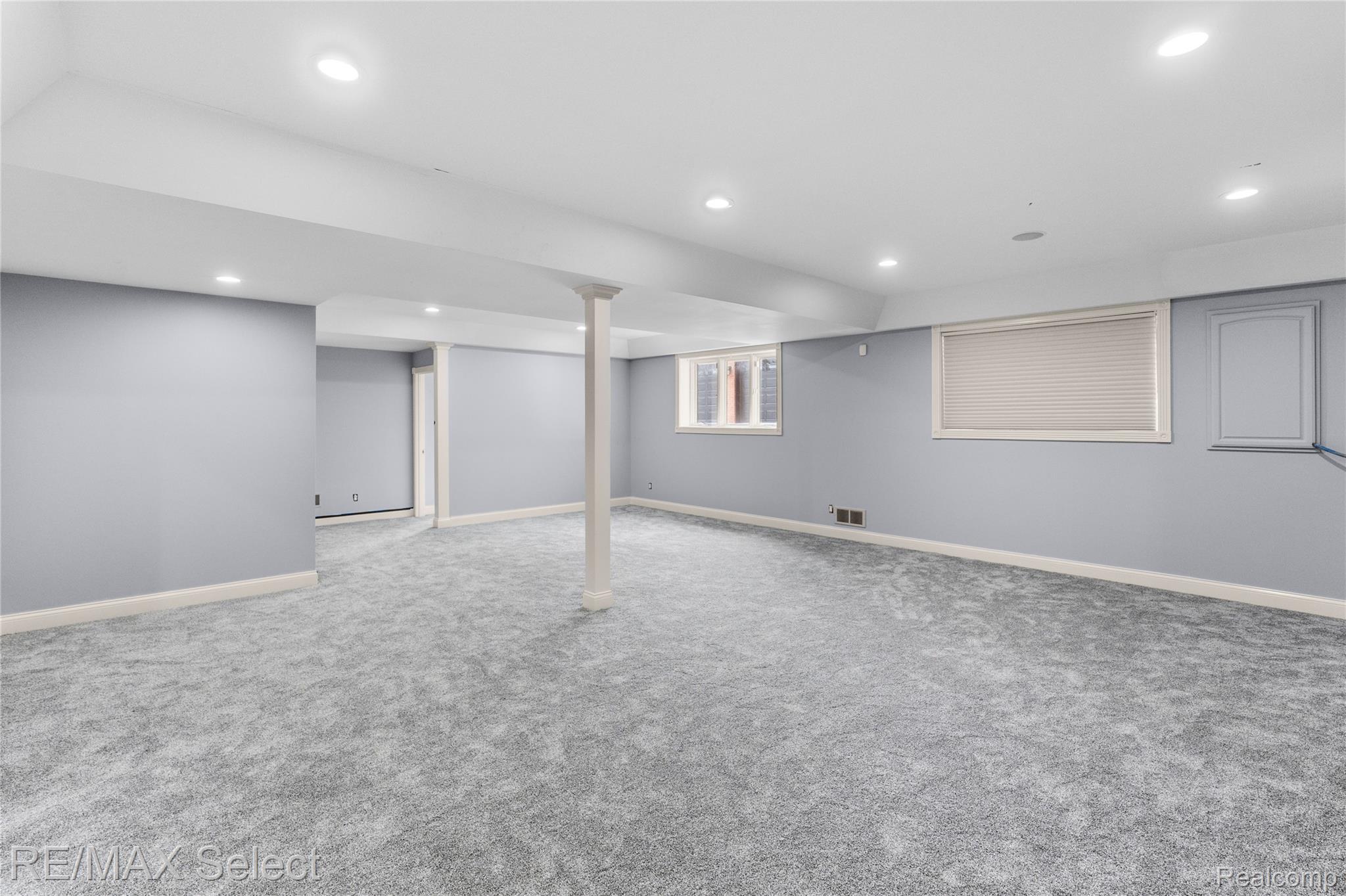 3334 Creekview Drive