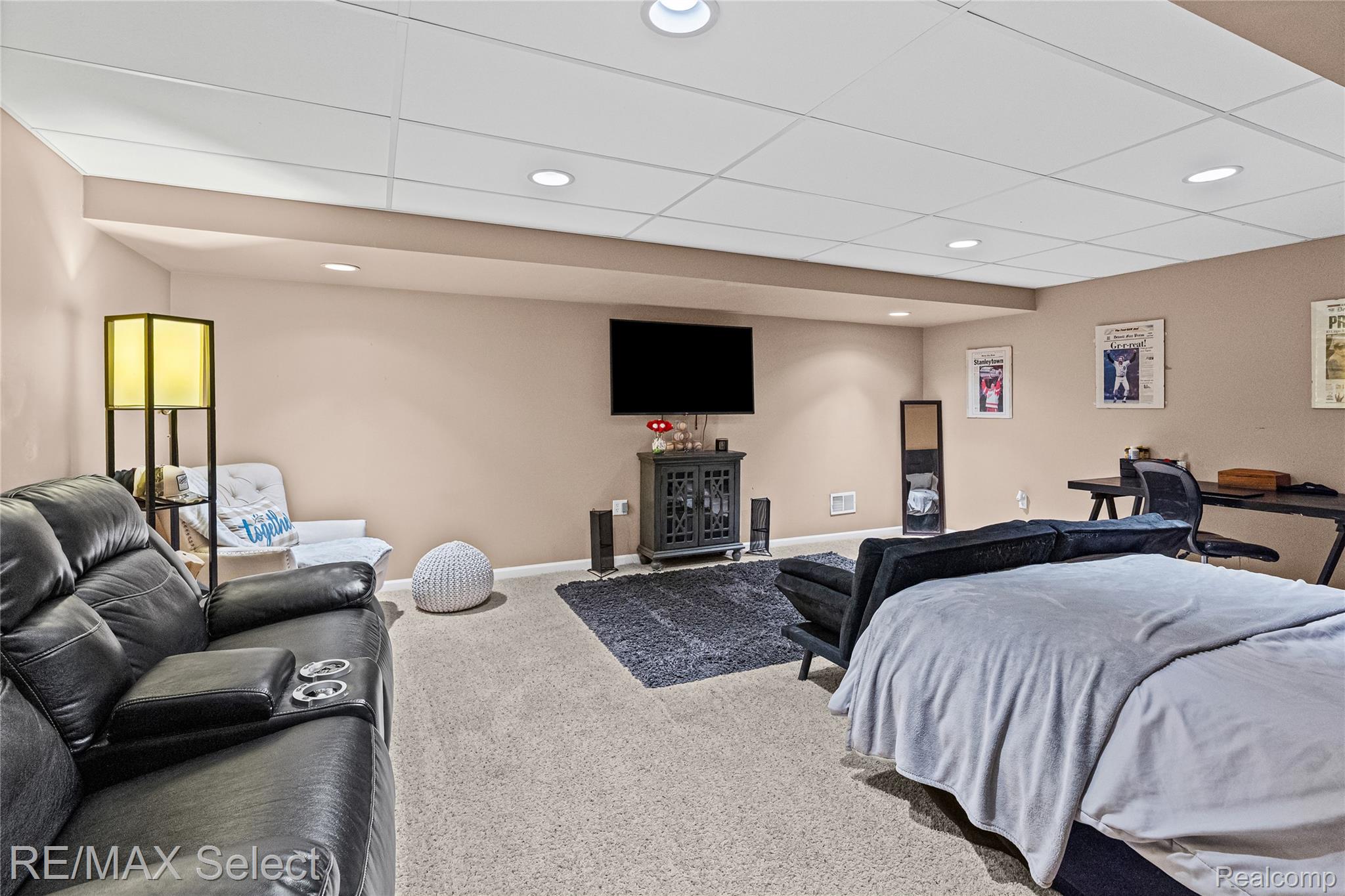 6288 Opal Lane
