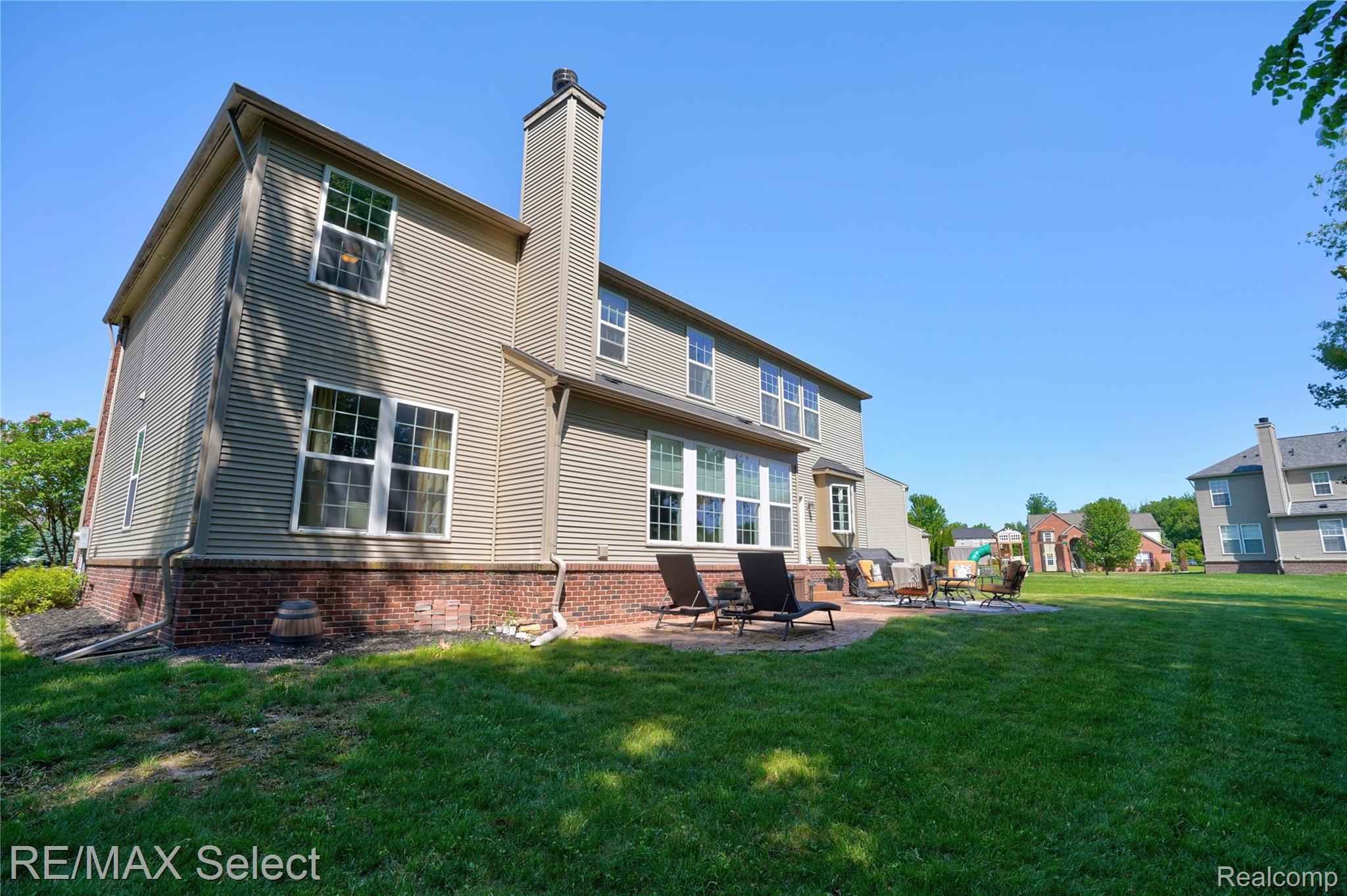 6288 Opal Lane