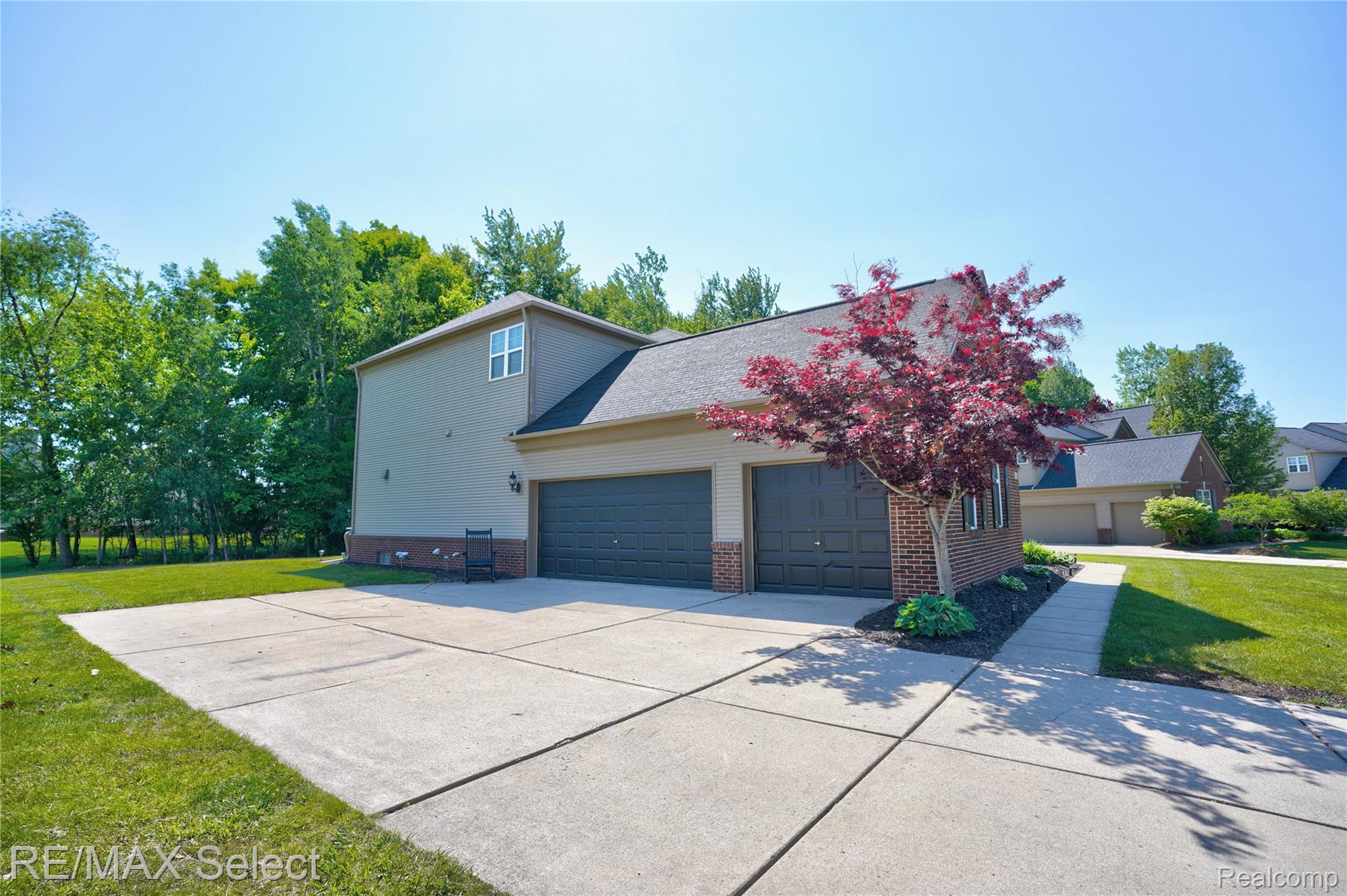 6288 Opal Lane
