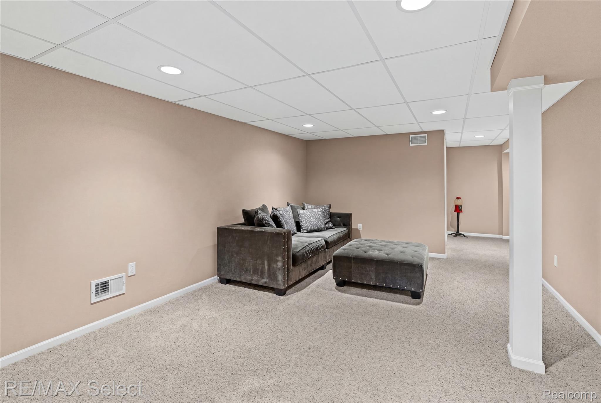 6288 Opal Lane