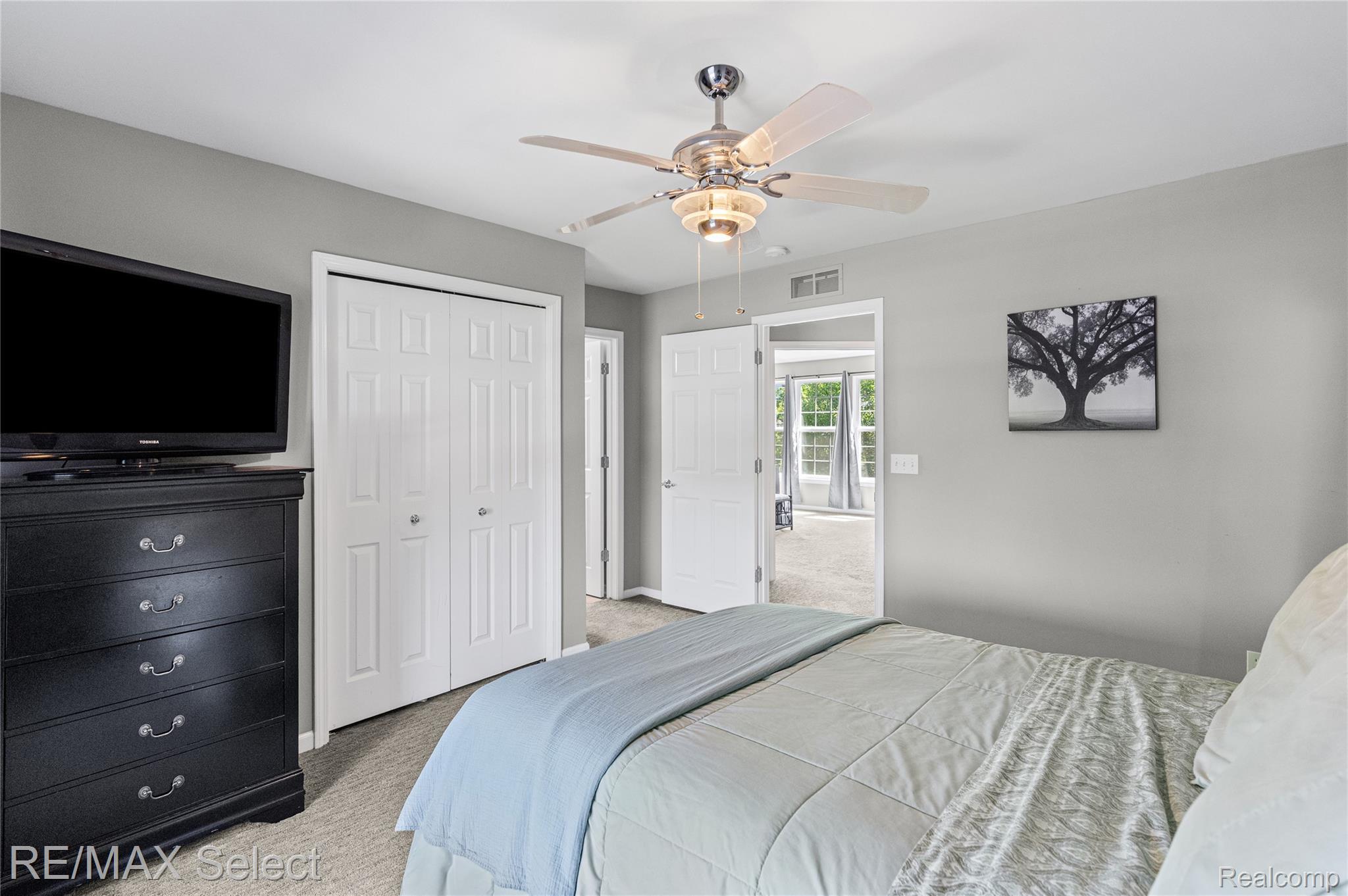 6288 Opal Lane
