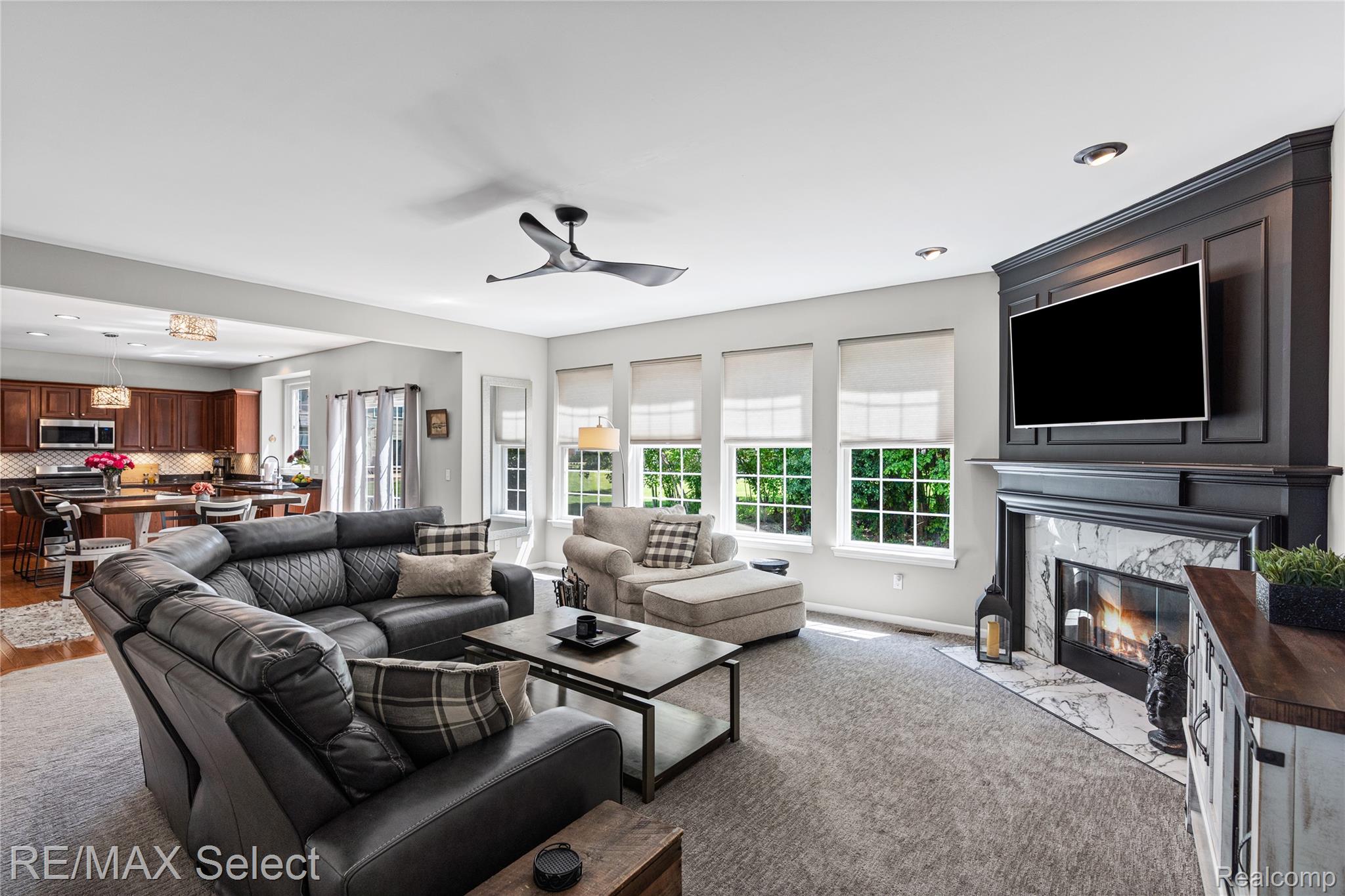 6288 Opal Lane