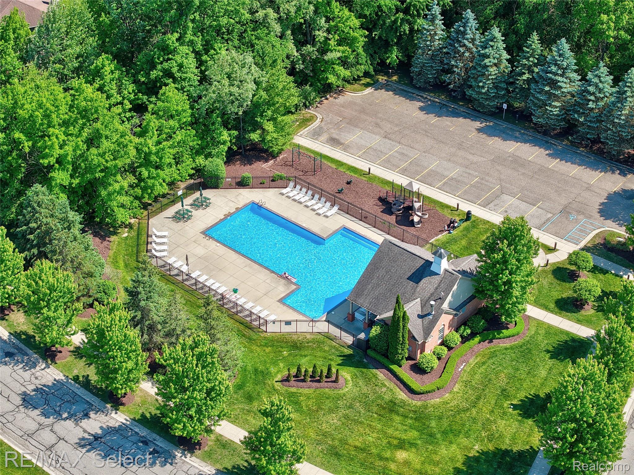 6288 Opal Lane