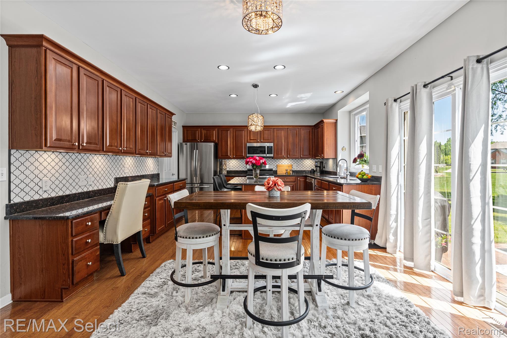 6288 Opal Lane