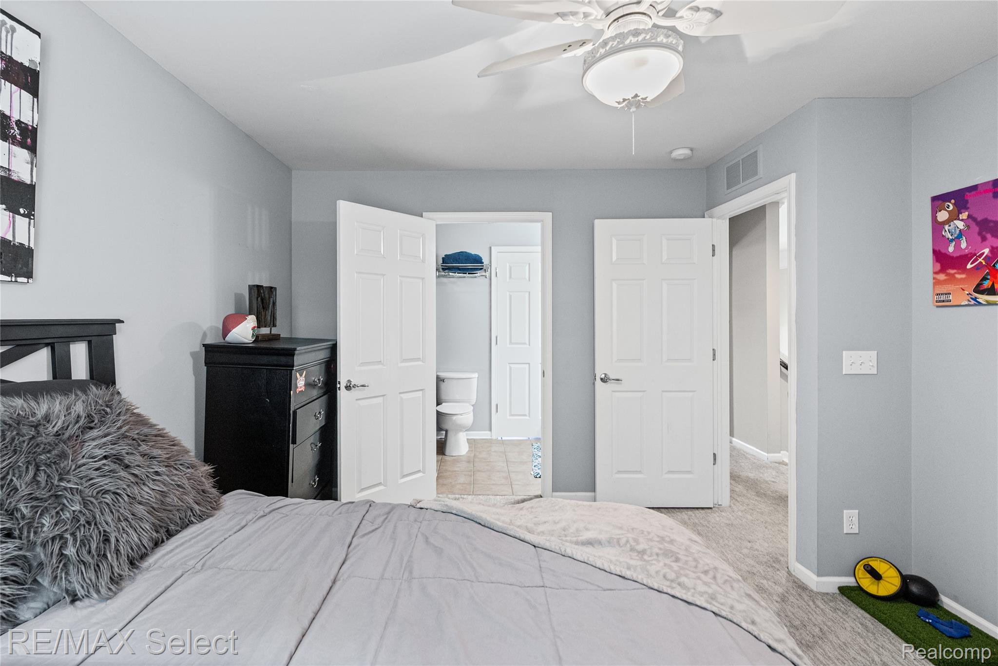 6288 Opal Lane