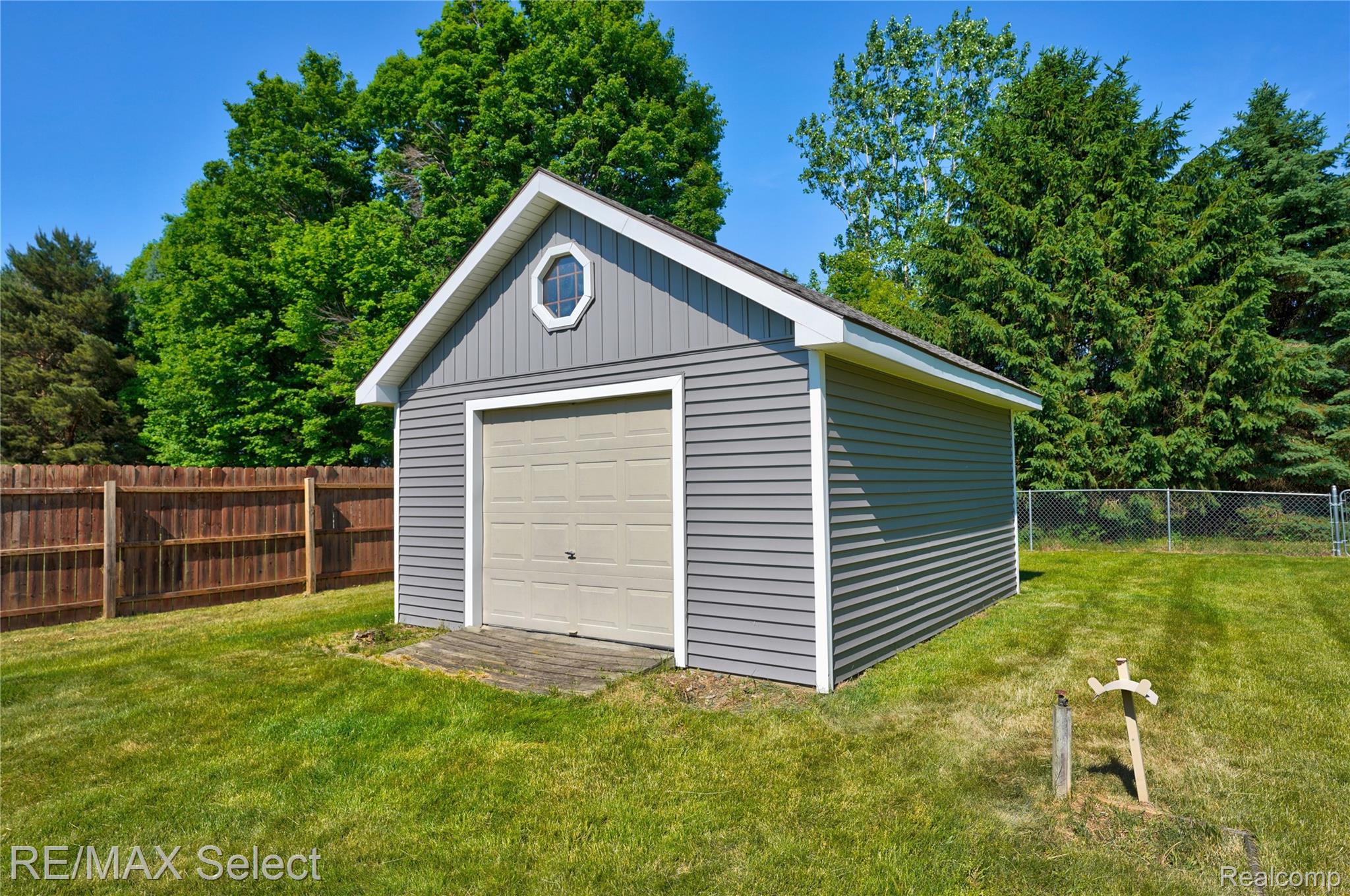 2288 Lost Creek Drive