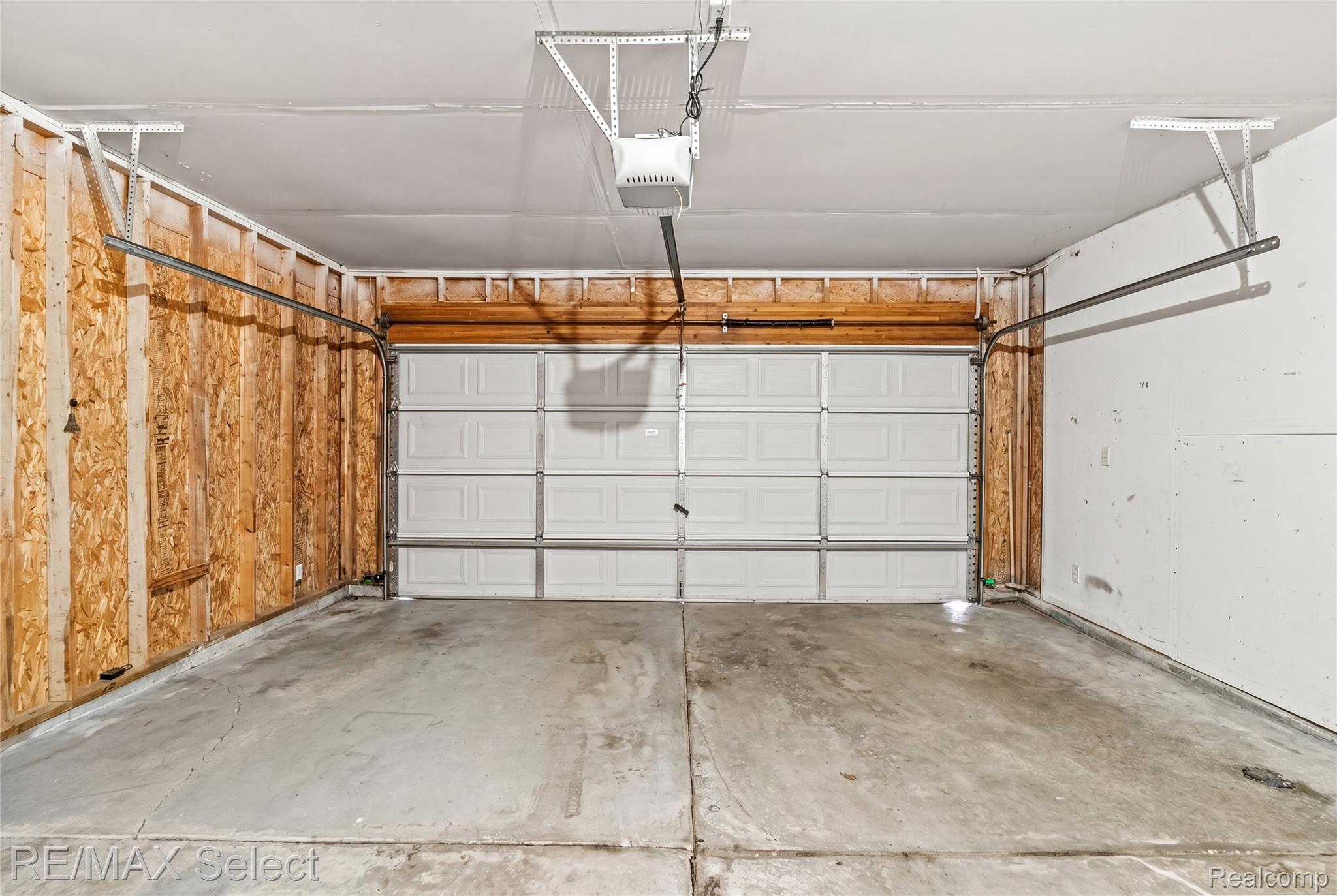 4399 Eagle Lane
