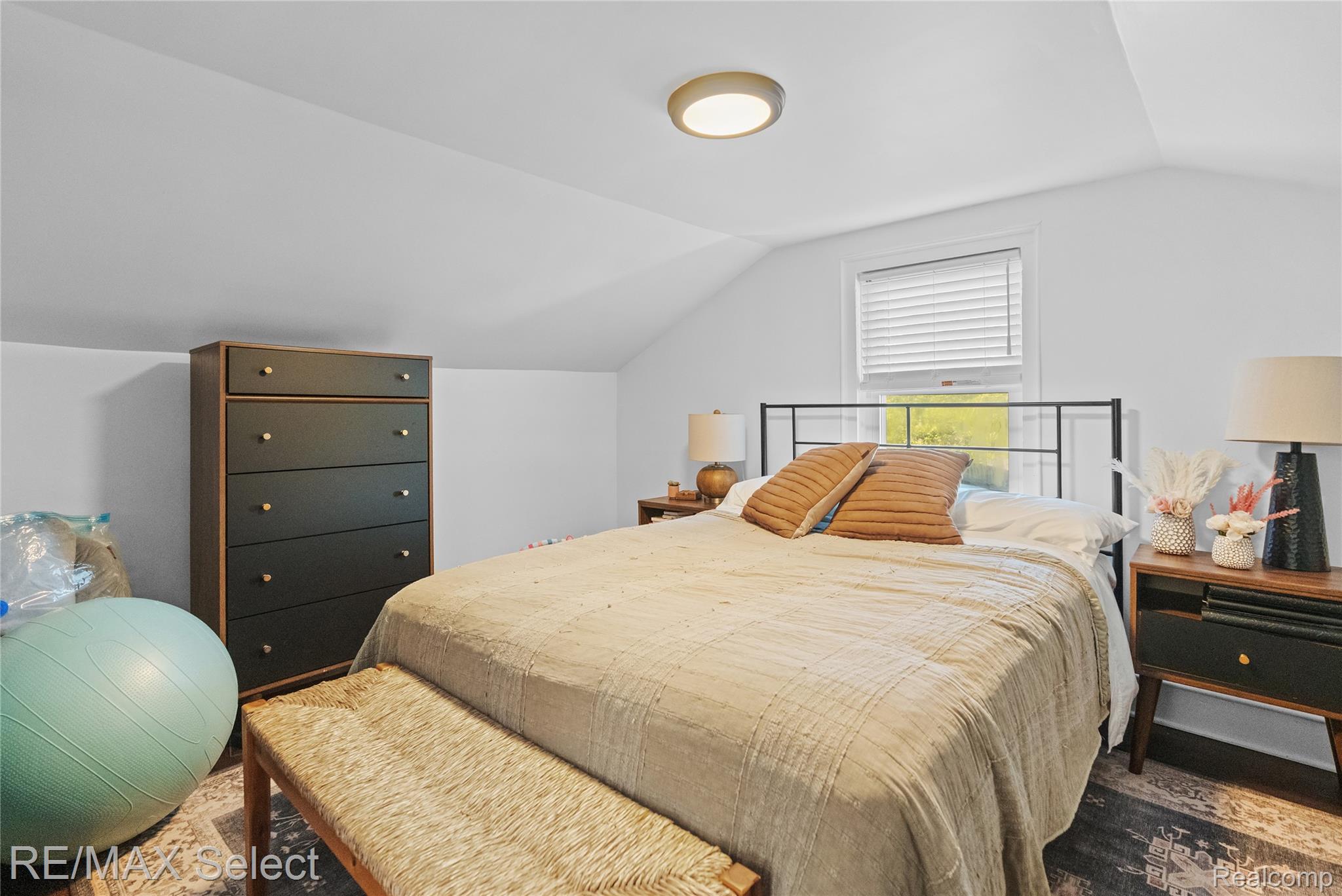 10469 W PIERSON Road