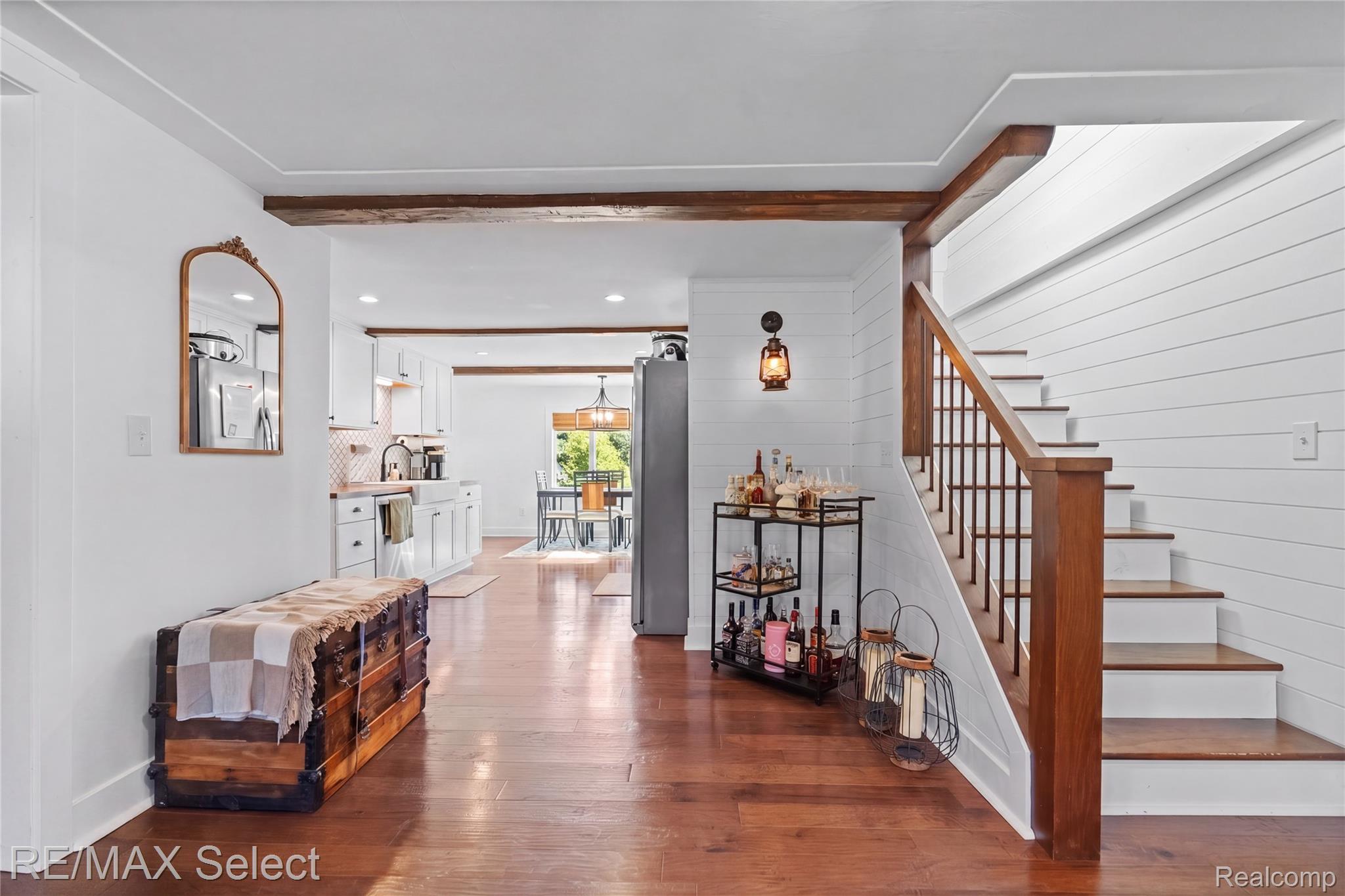 10469 W PIERSON Road