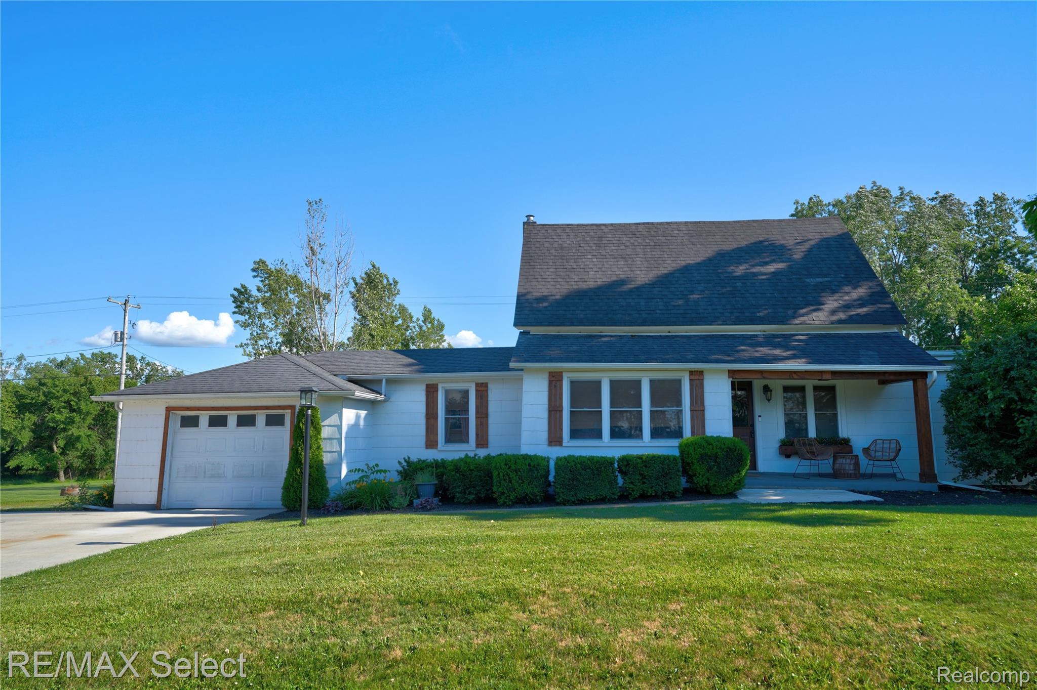 10469 W PIERSON Road