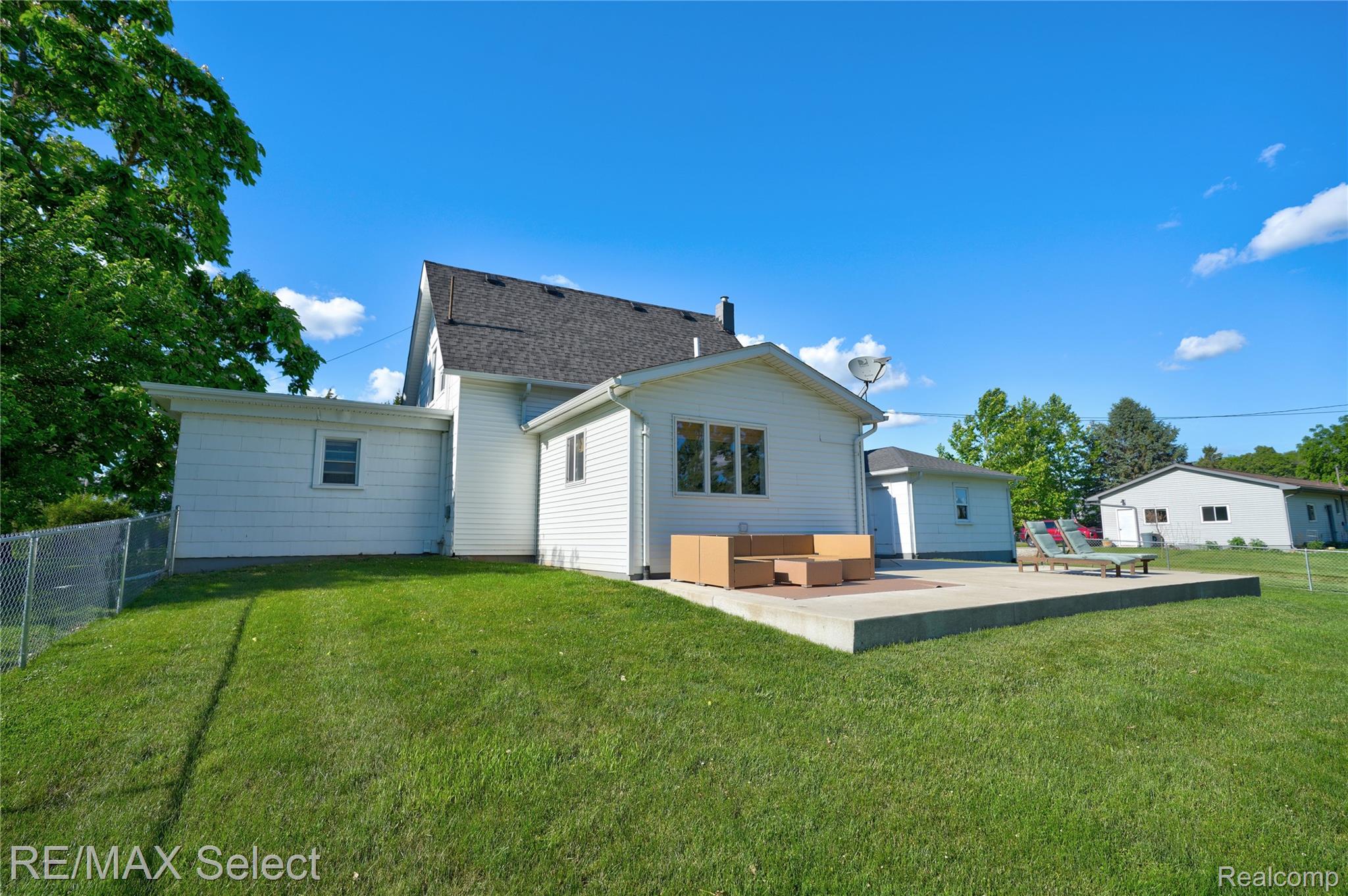 10469 W PIERSON Road