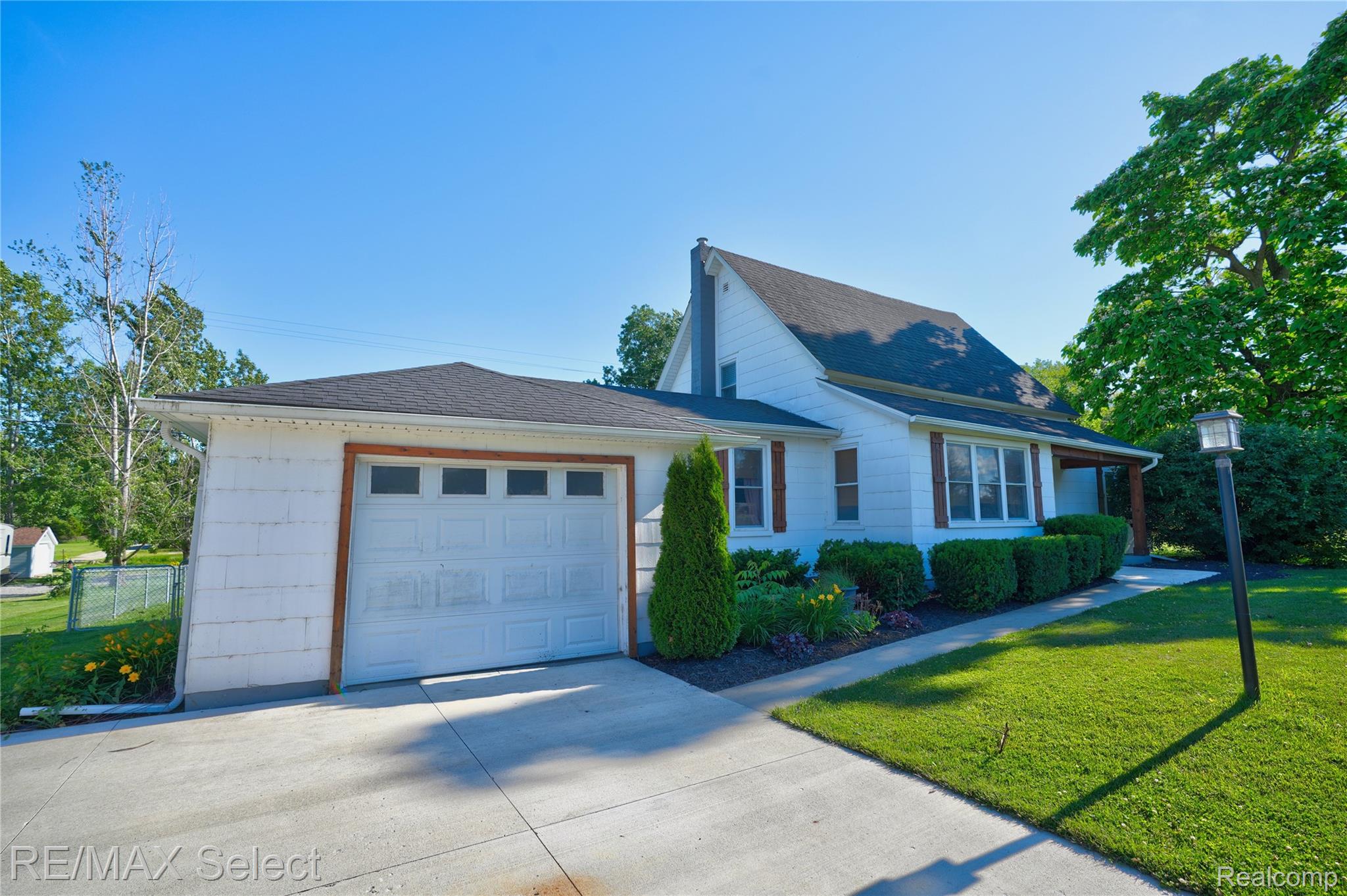 10469 W PIERSON Road