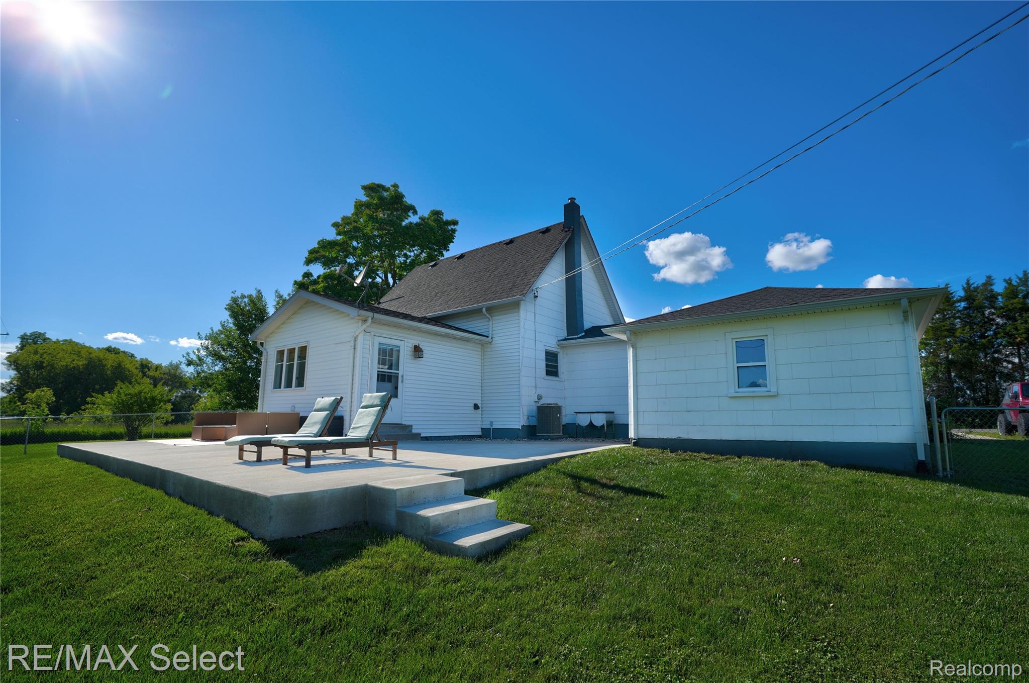 10469 W PIERSON Road