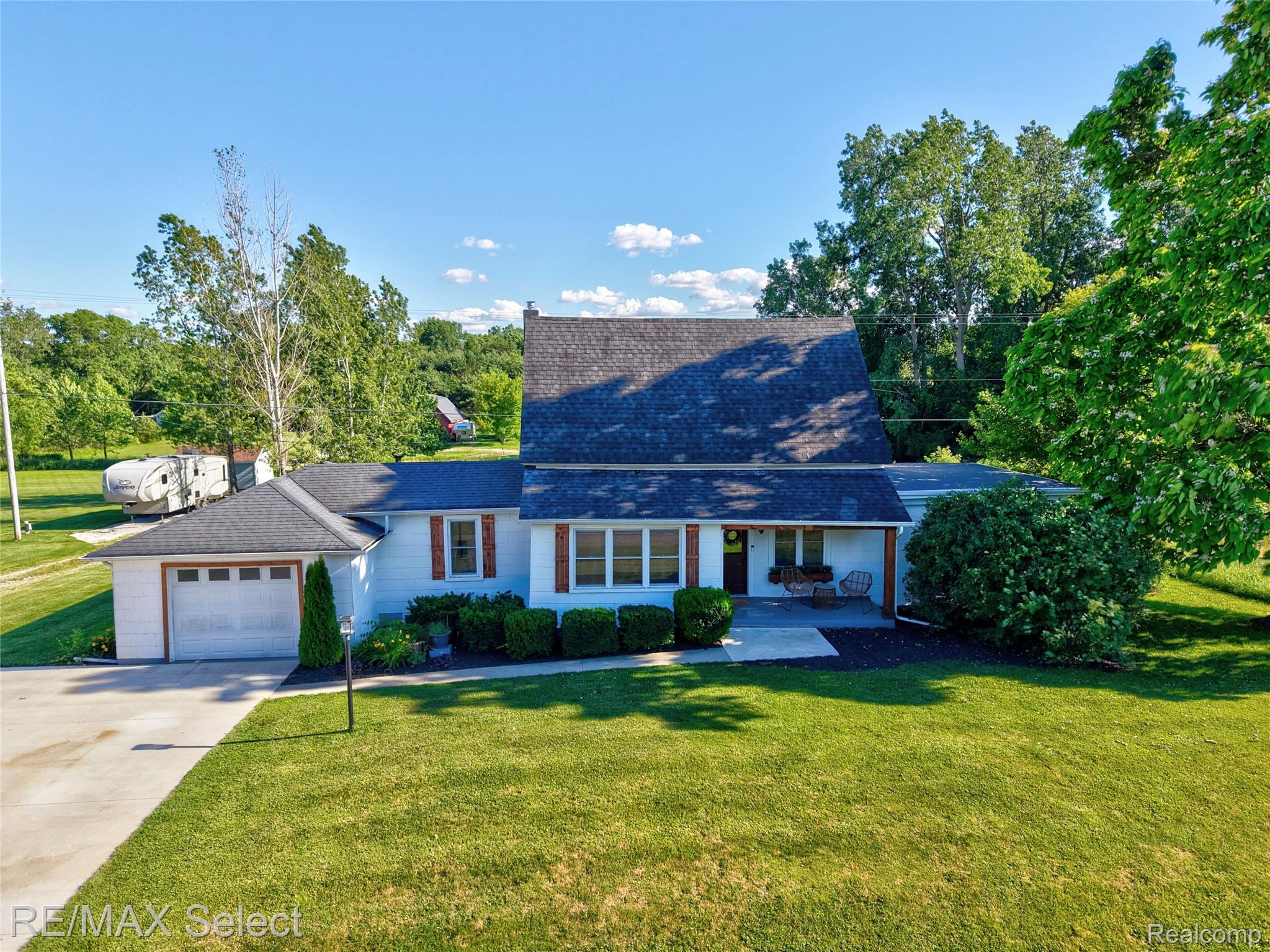 10469 W PIERSON Road