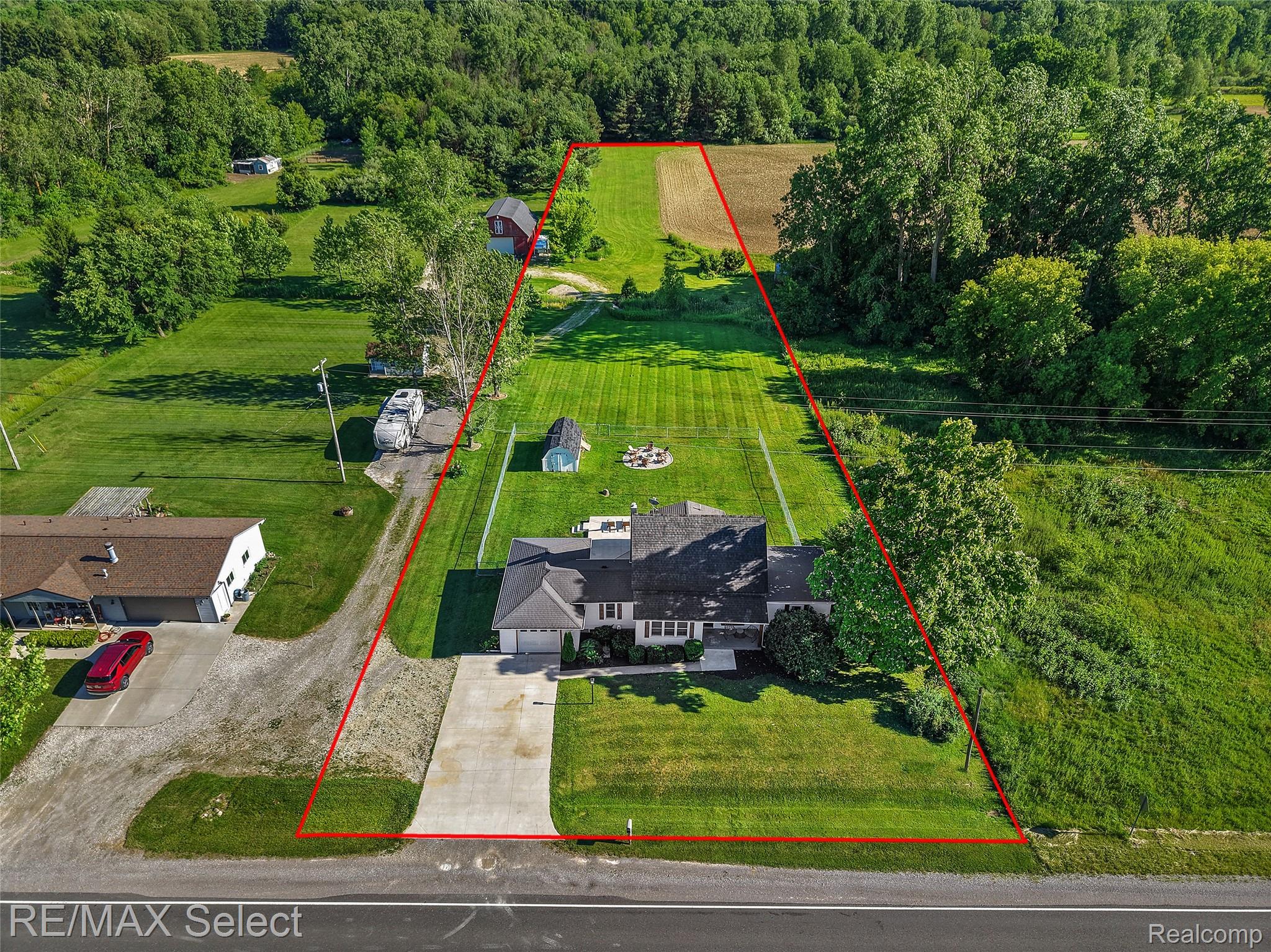 10469 W PIERSON Road