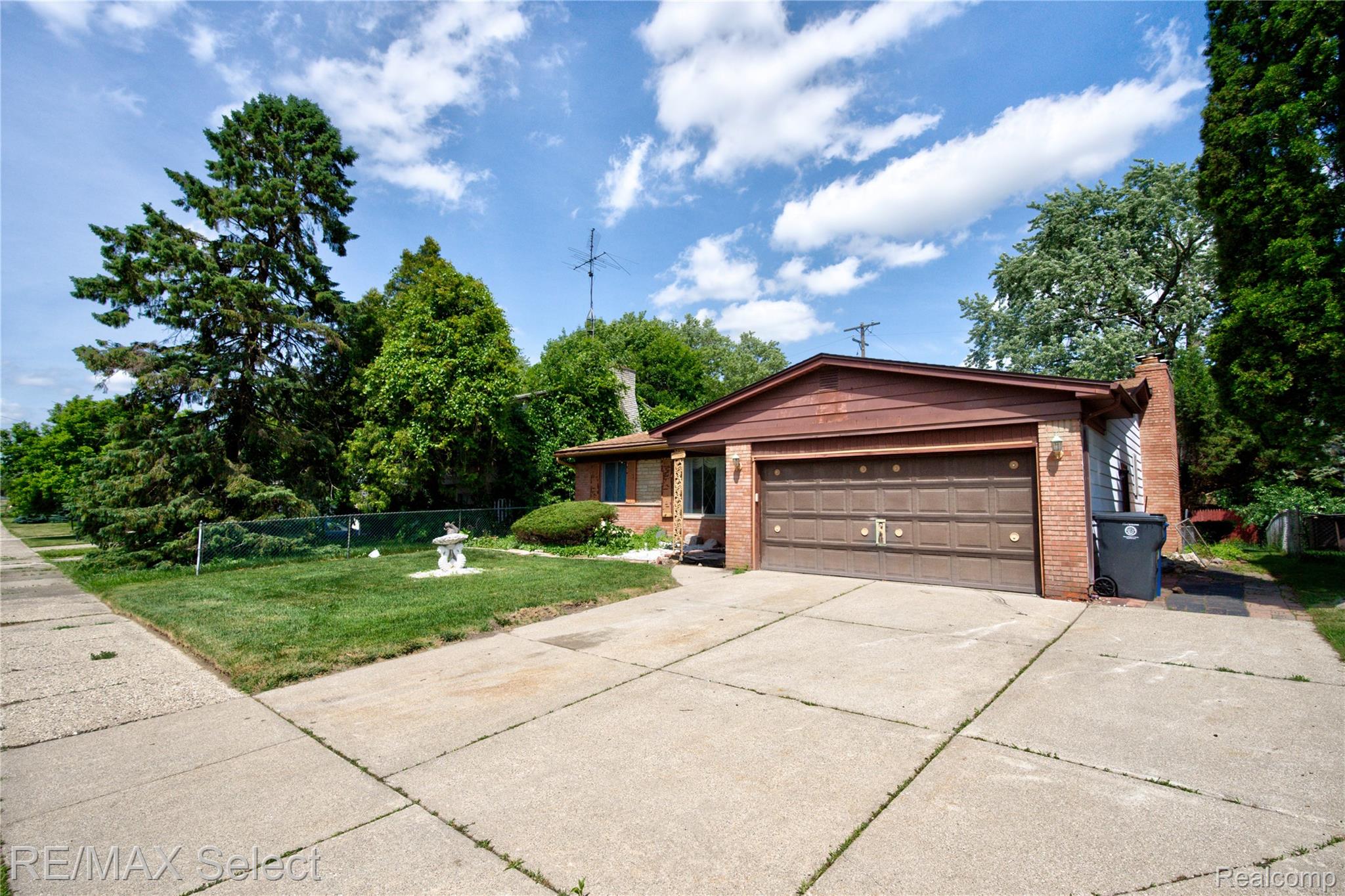 1005 Burlington Drive