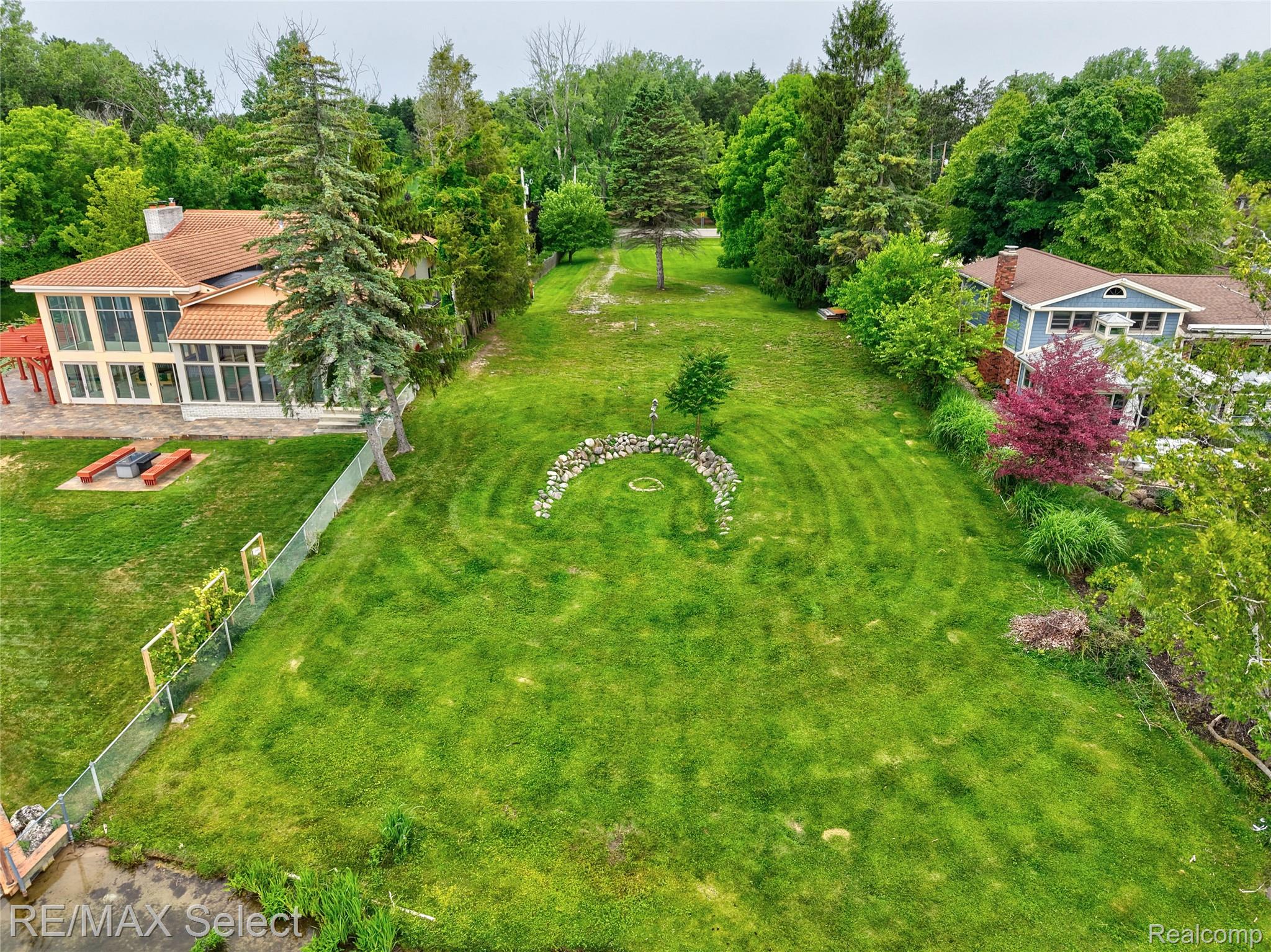 14189 Swanee Beach Drive