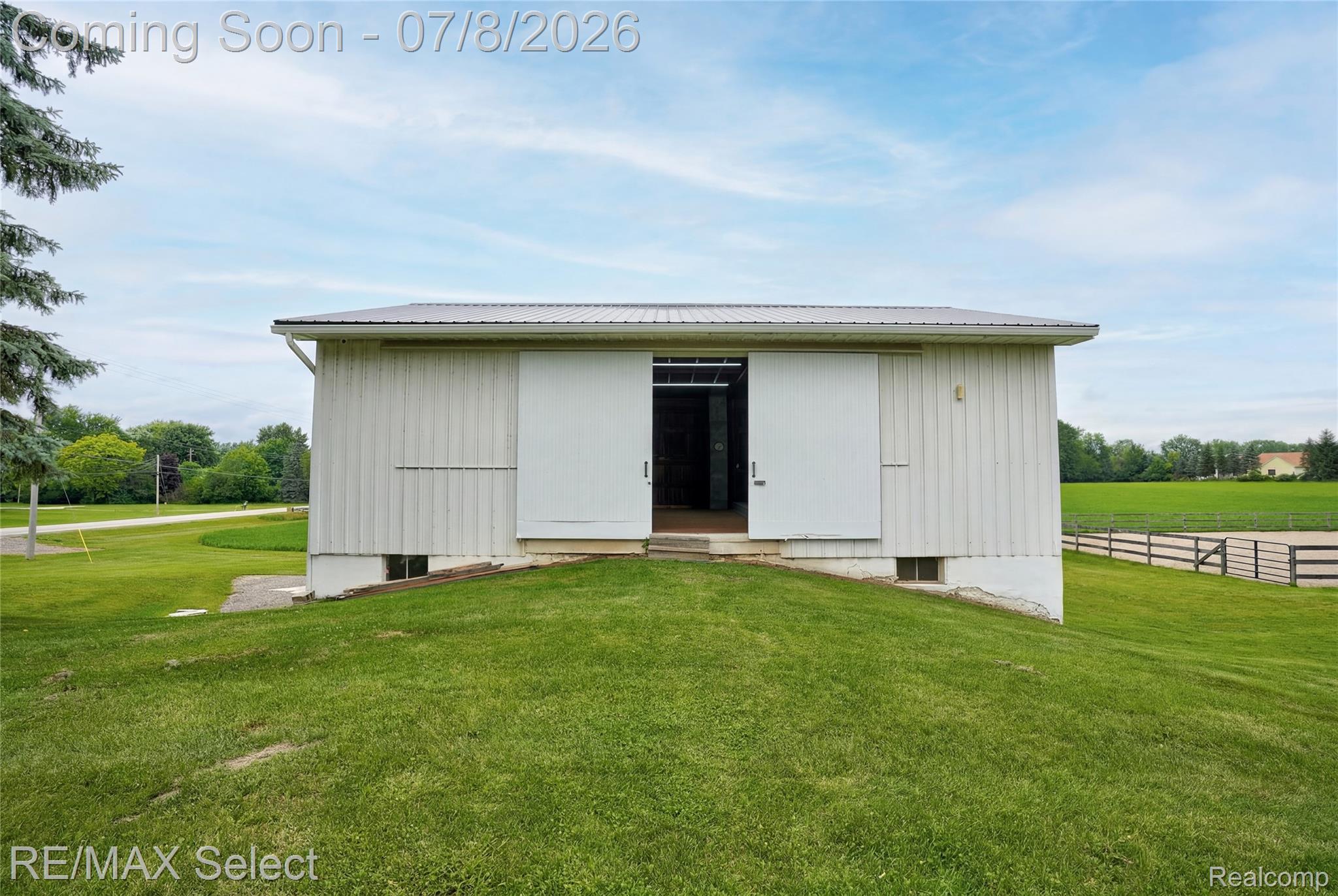 11025 Davison Road