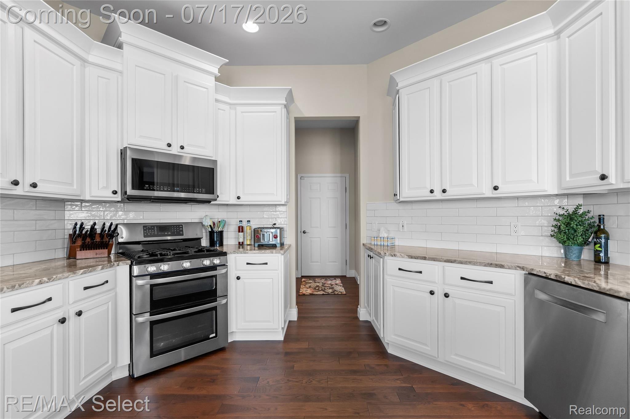14007 Swanee Beach Drive