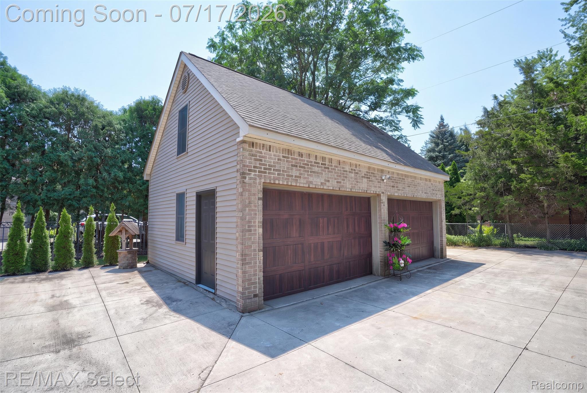 14007 Swanee Beach Drive
