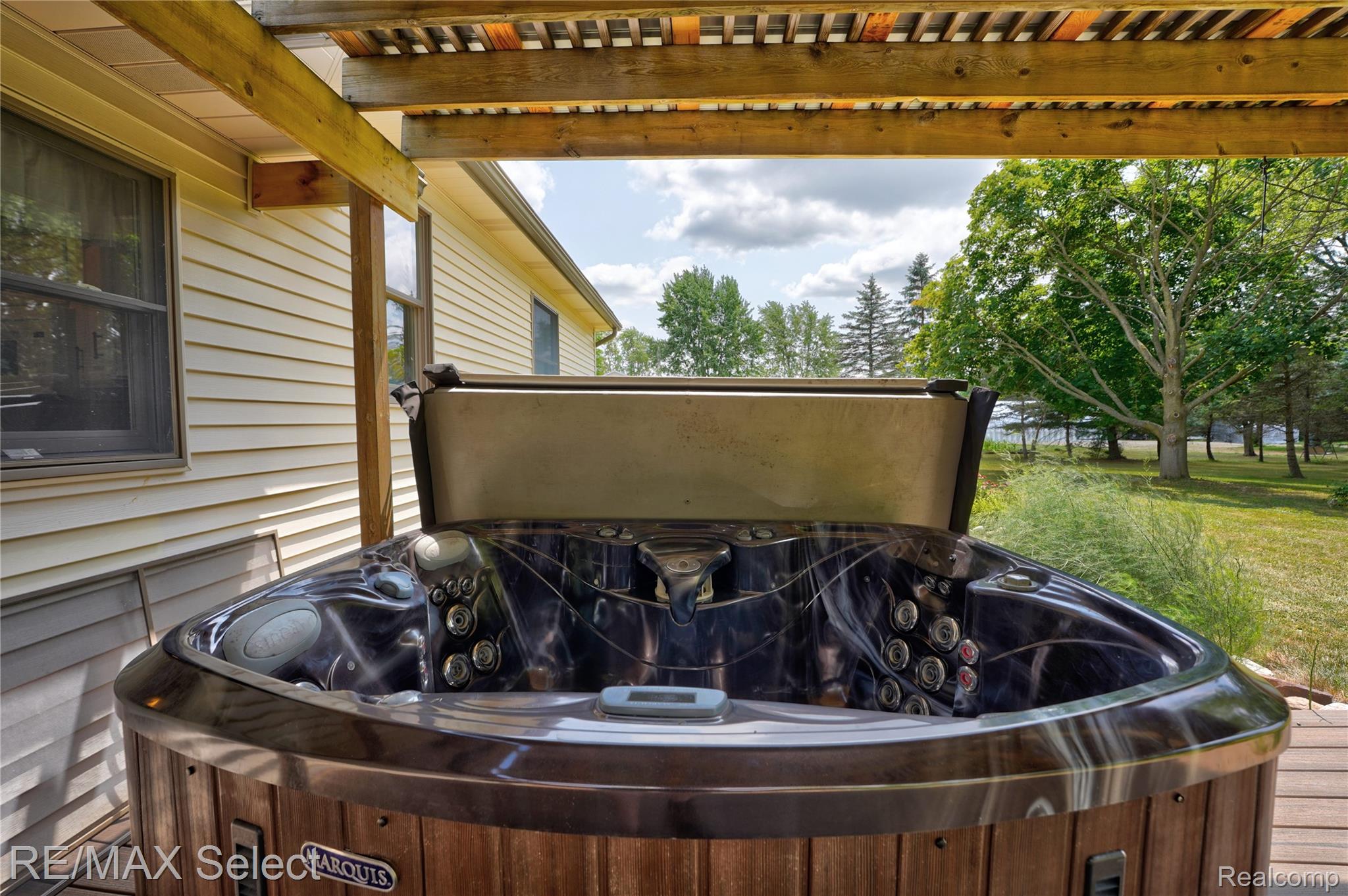 9394 Seymour Road