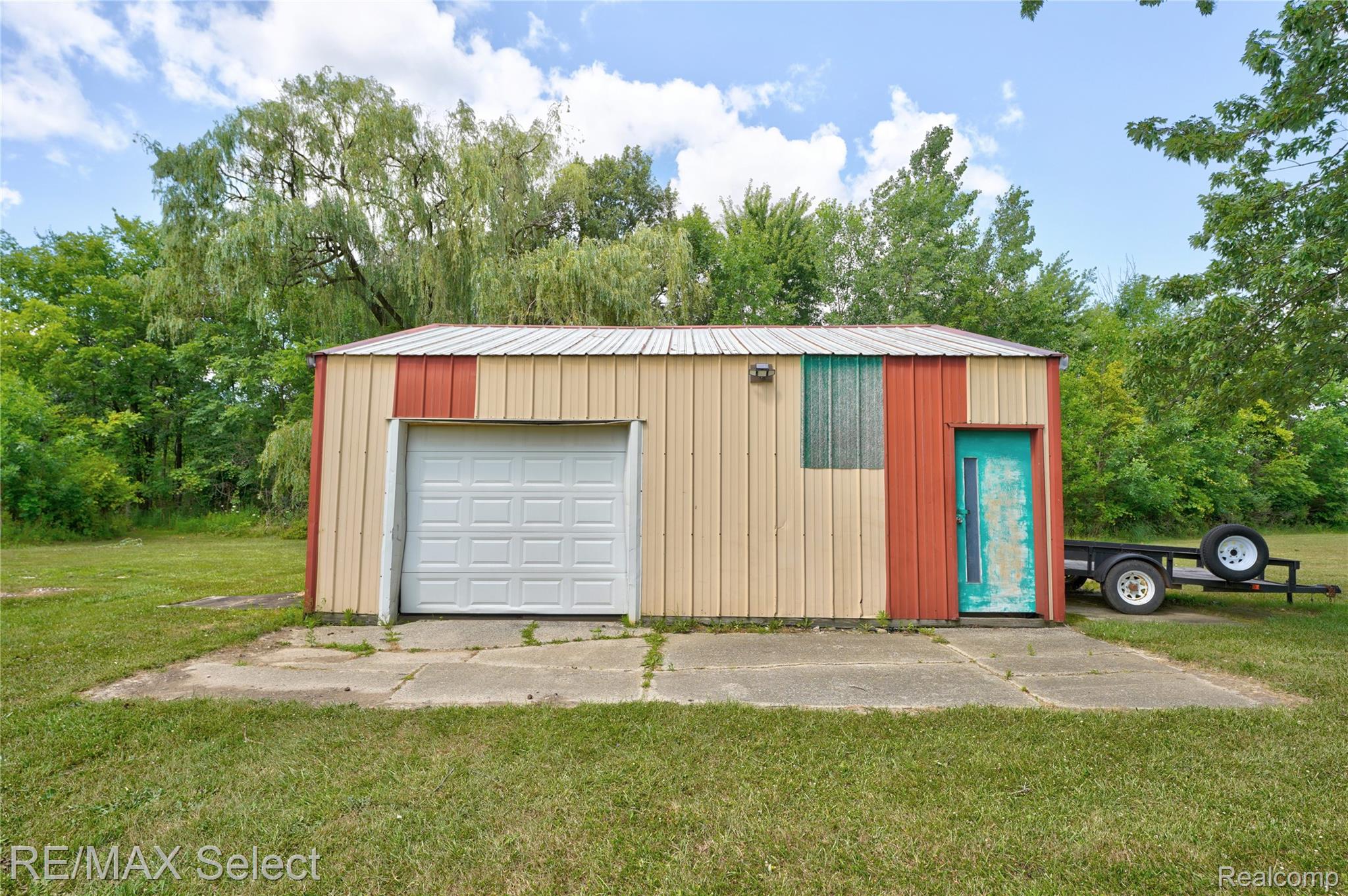 9394 Seymour Road