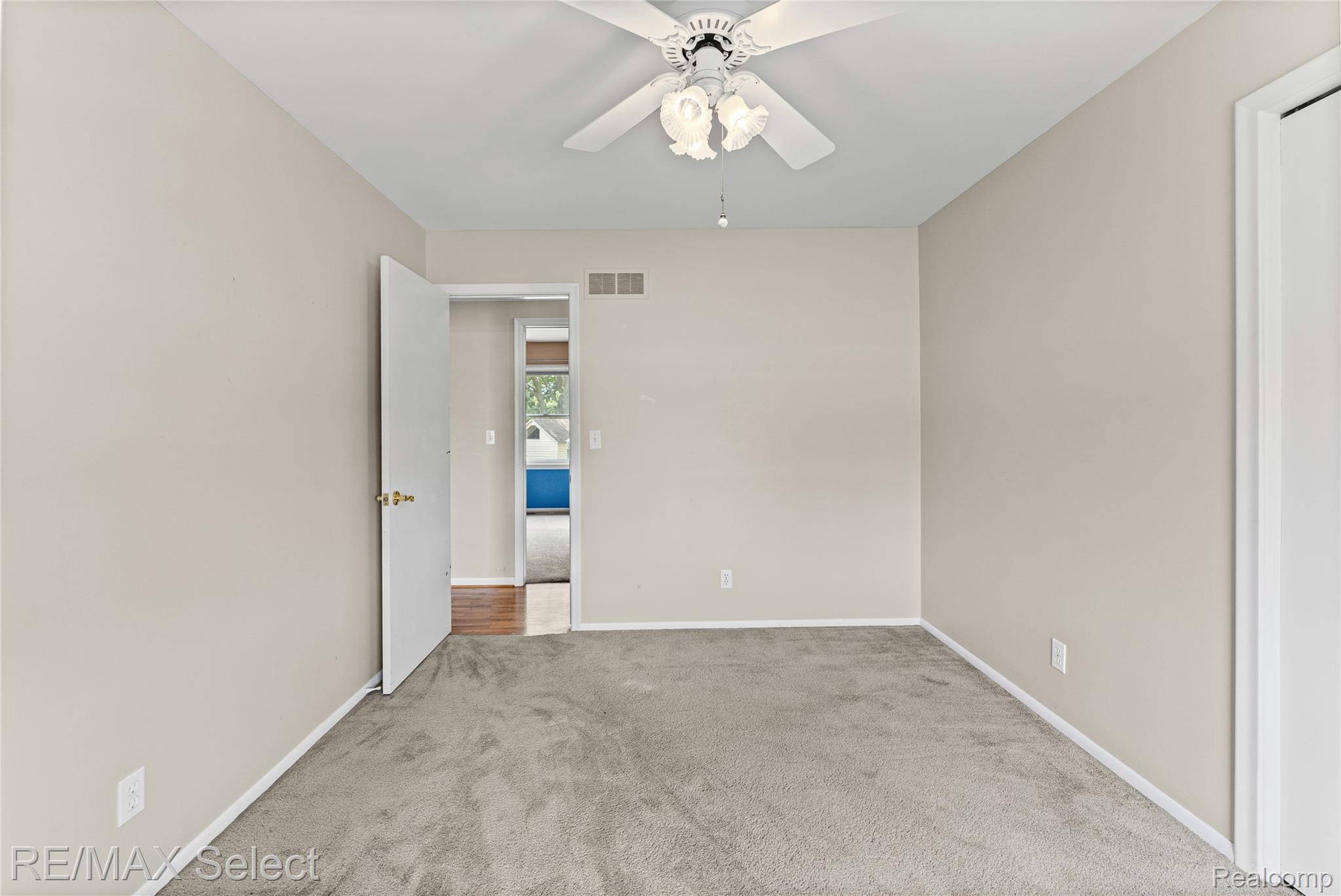 9394 Seymour Road
