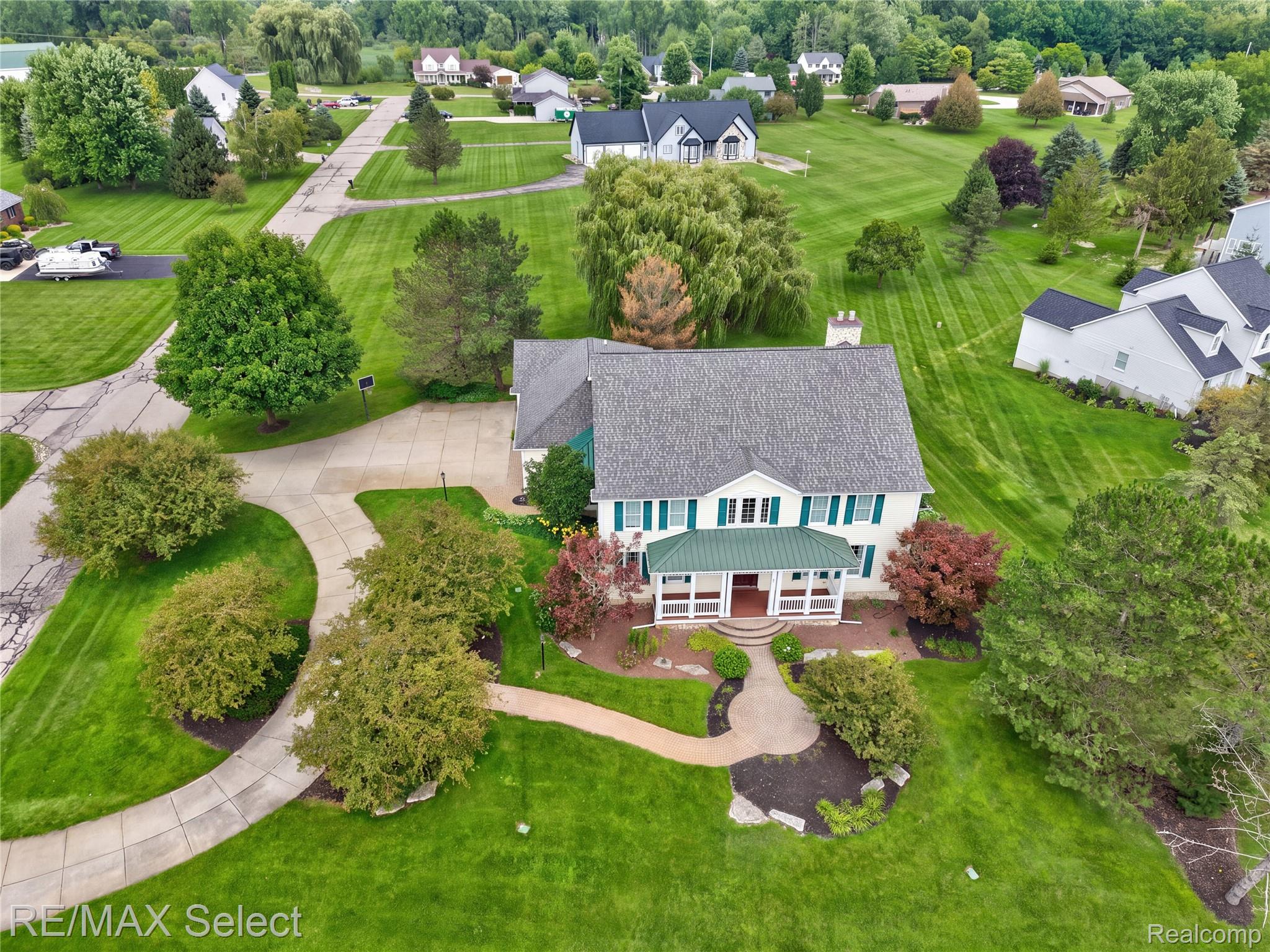 8211 Burleigh Road