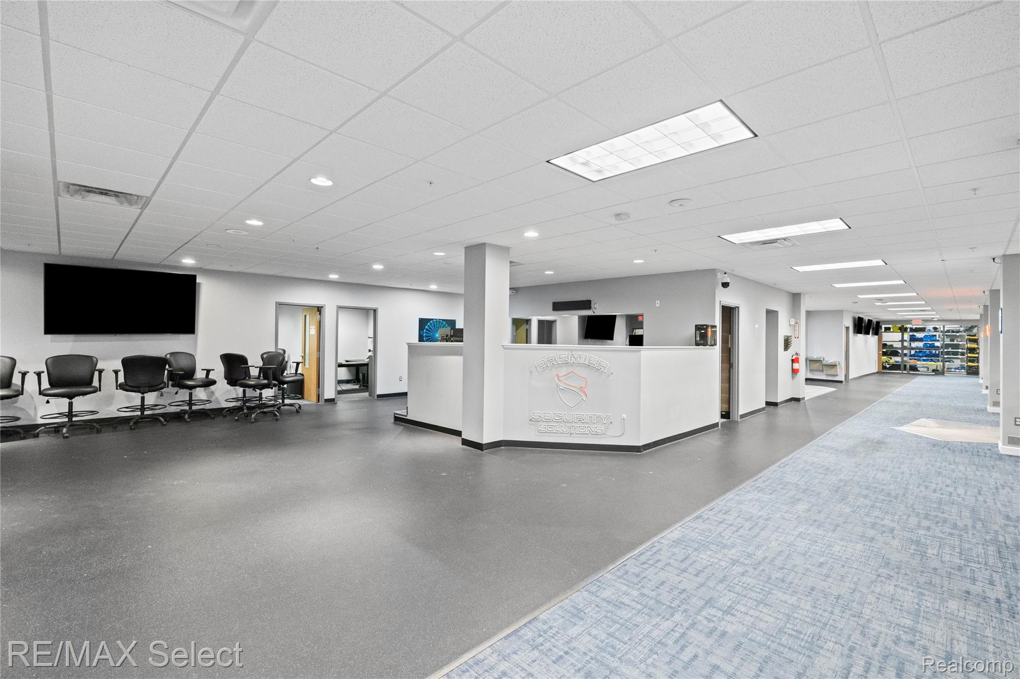 2305 S Center Road