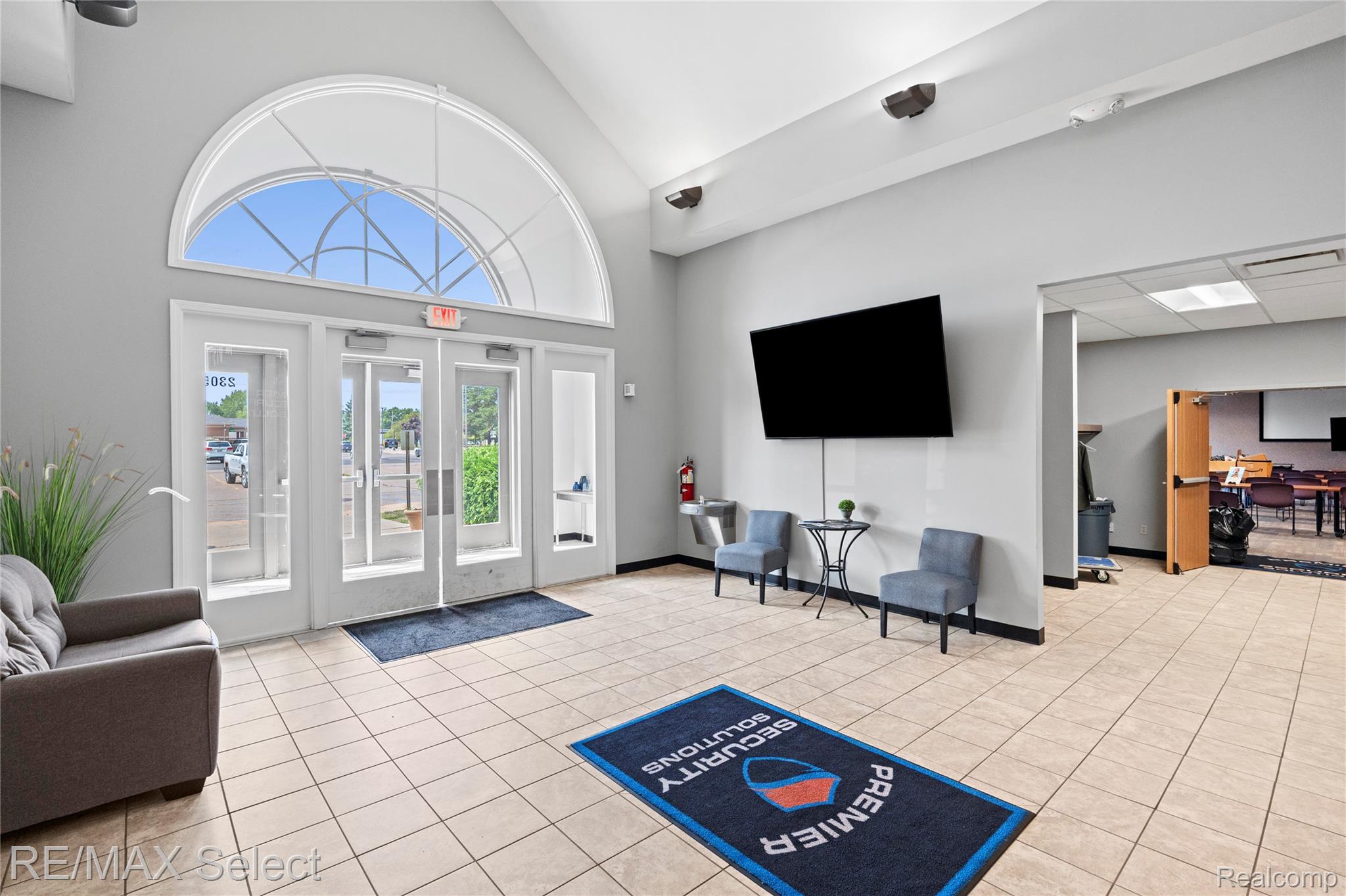 2305 S Center Road