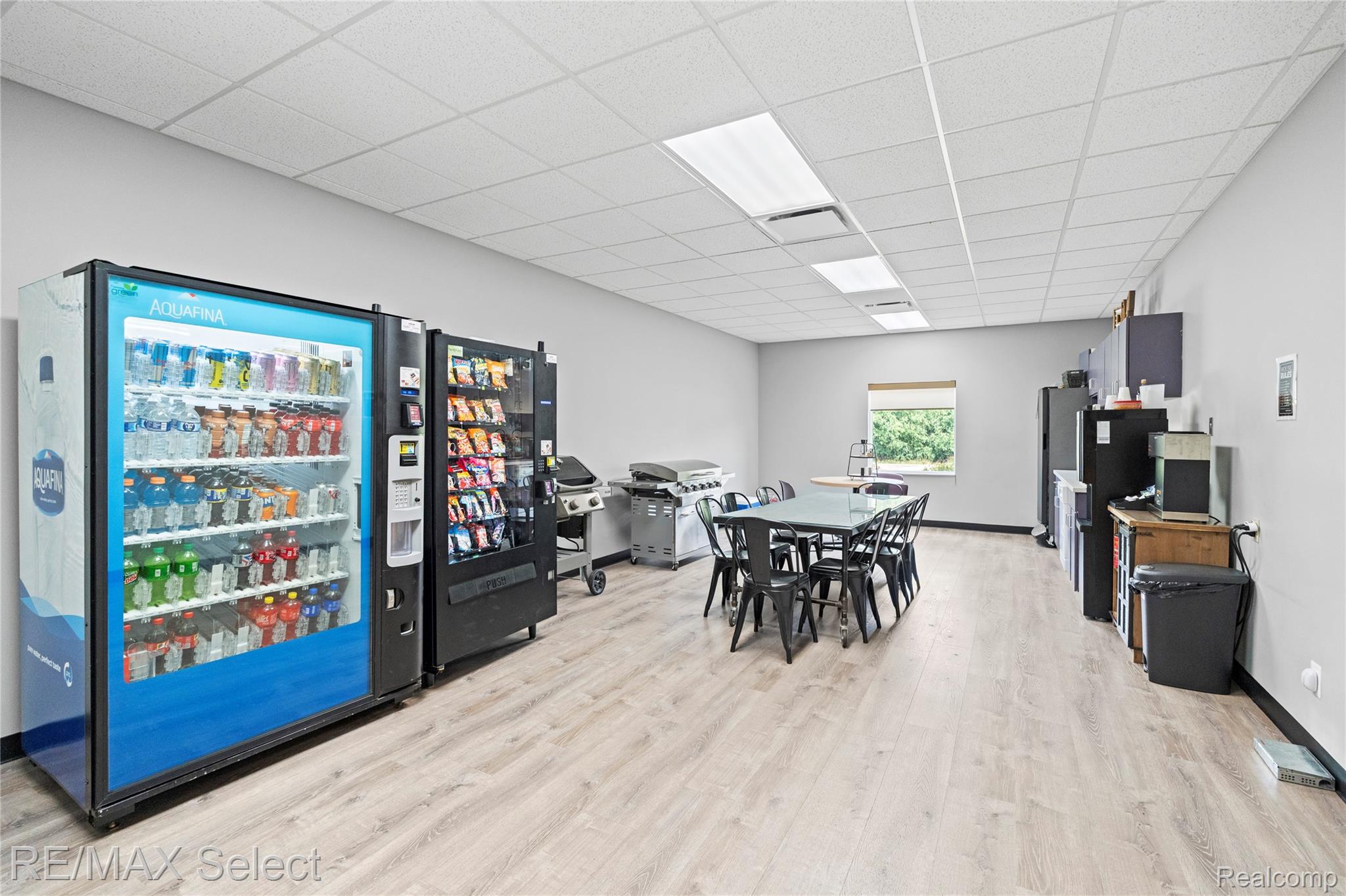 2305 S Center Road