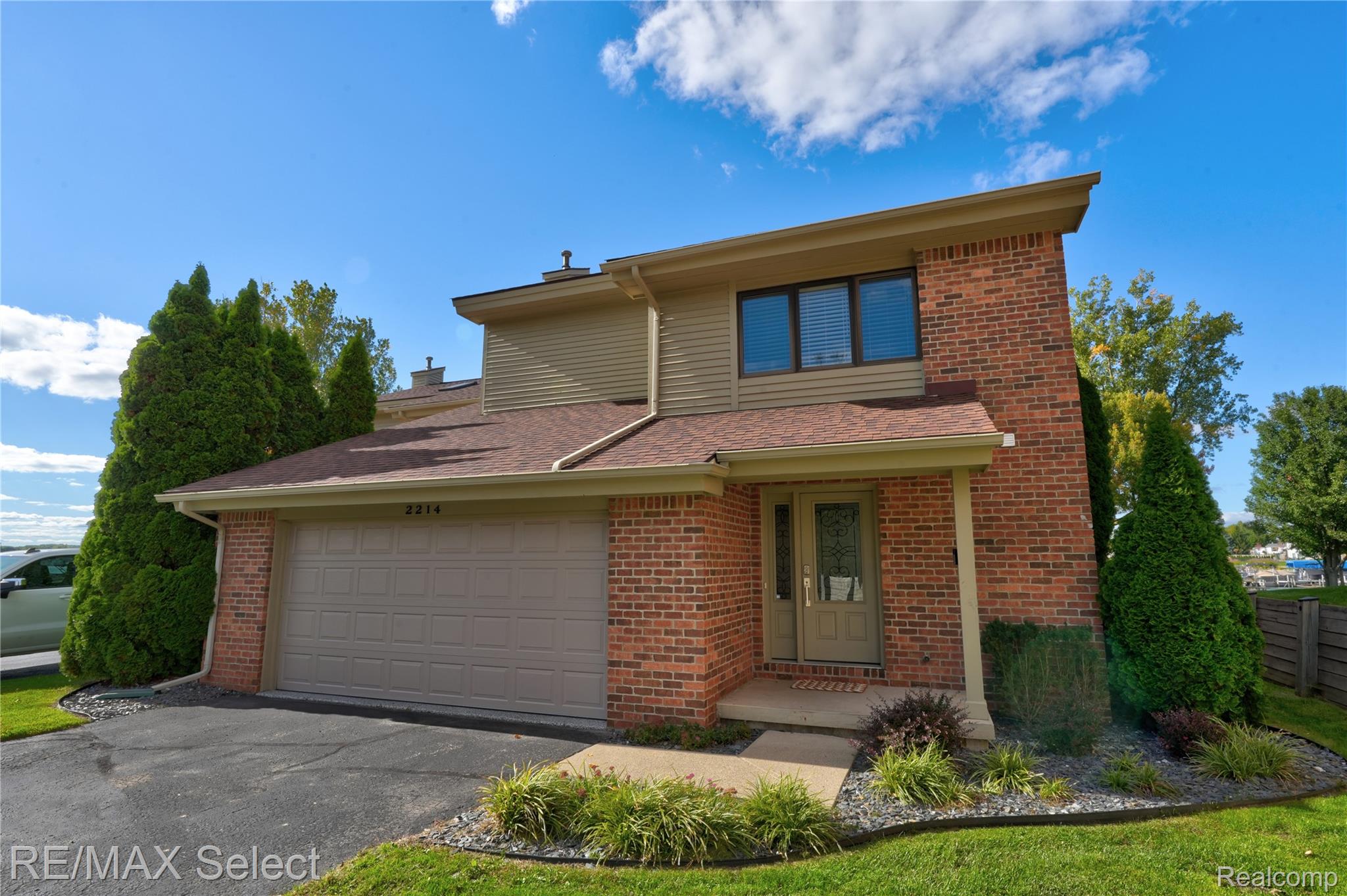 2214 Bowles Street Fenton Charter Township Genesee MICHIGAN