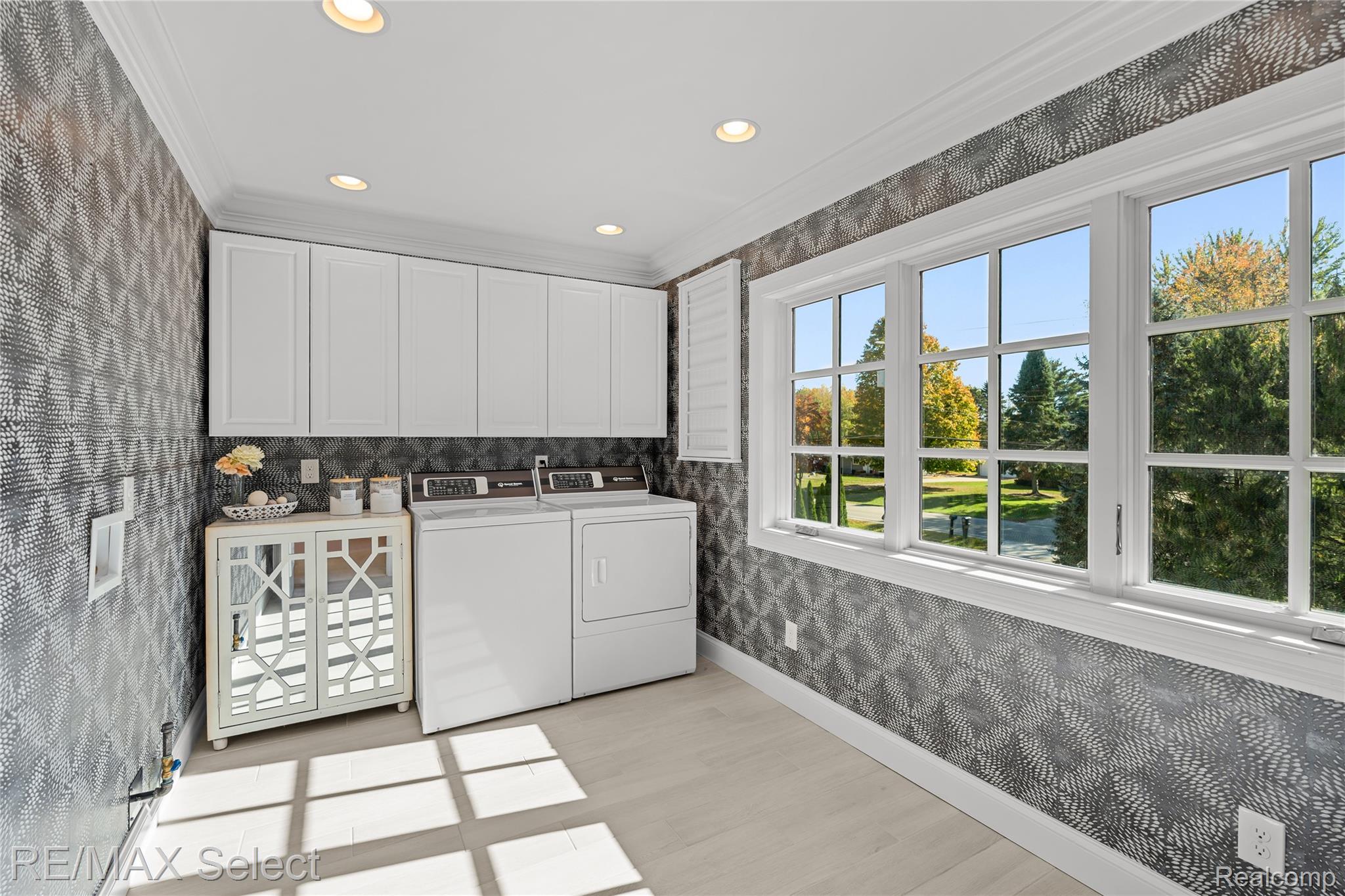 2368 Grove Park RD