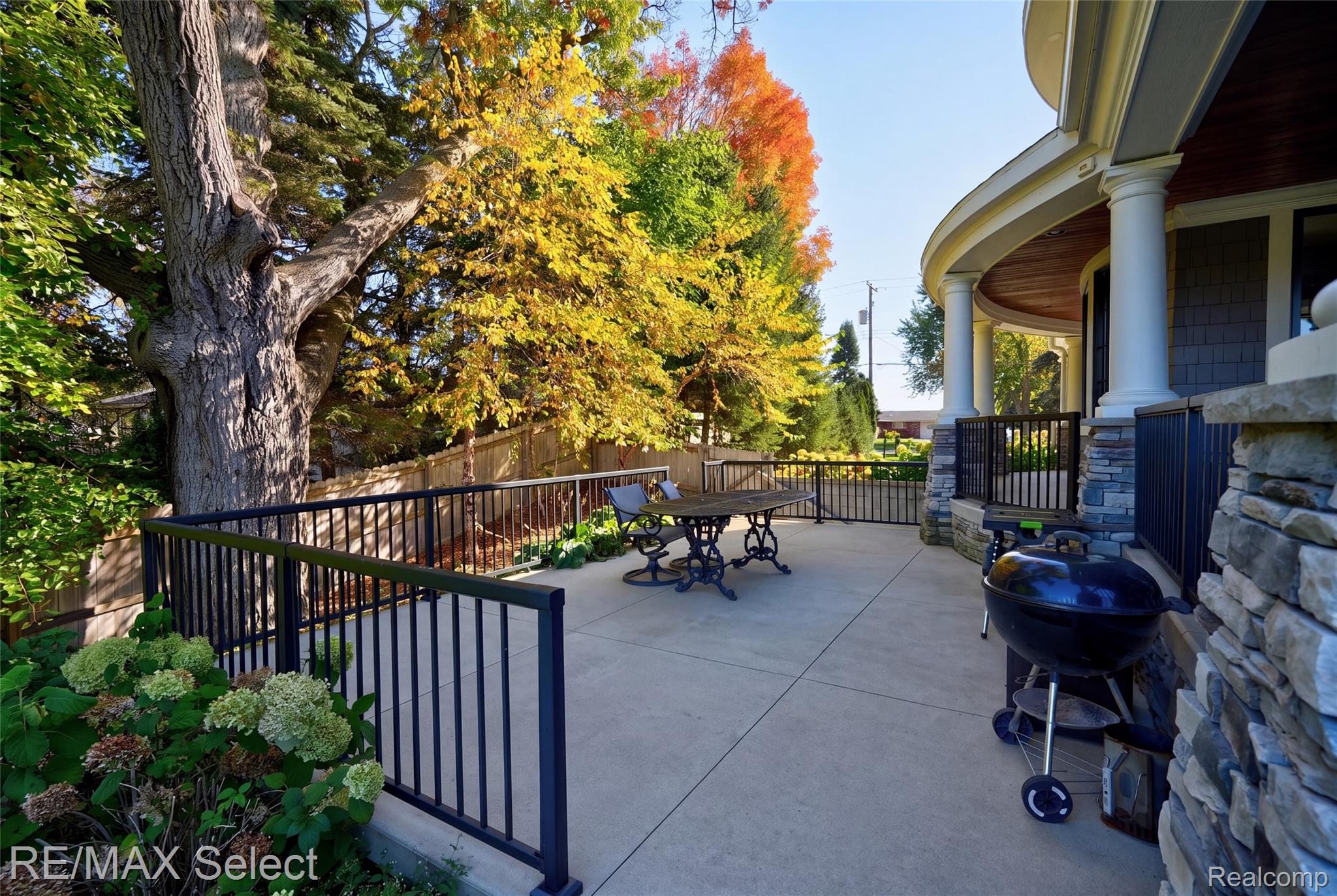 2368 Grove Park RD