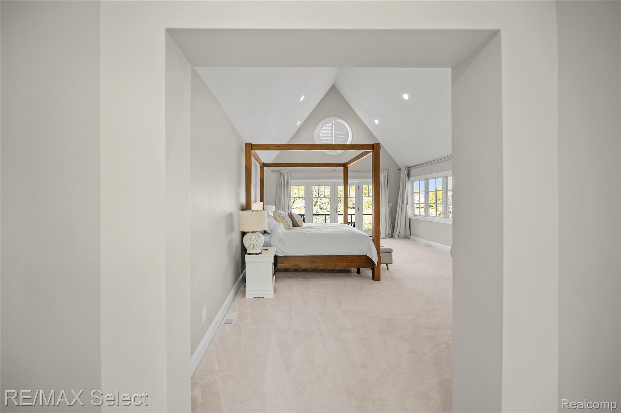2368 Grove Park RD