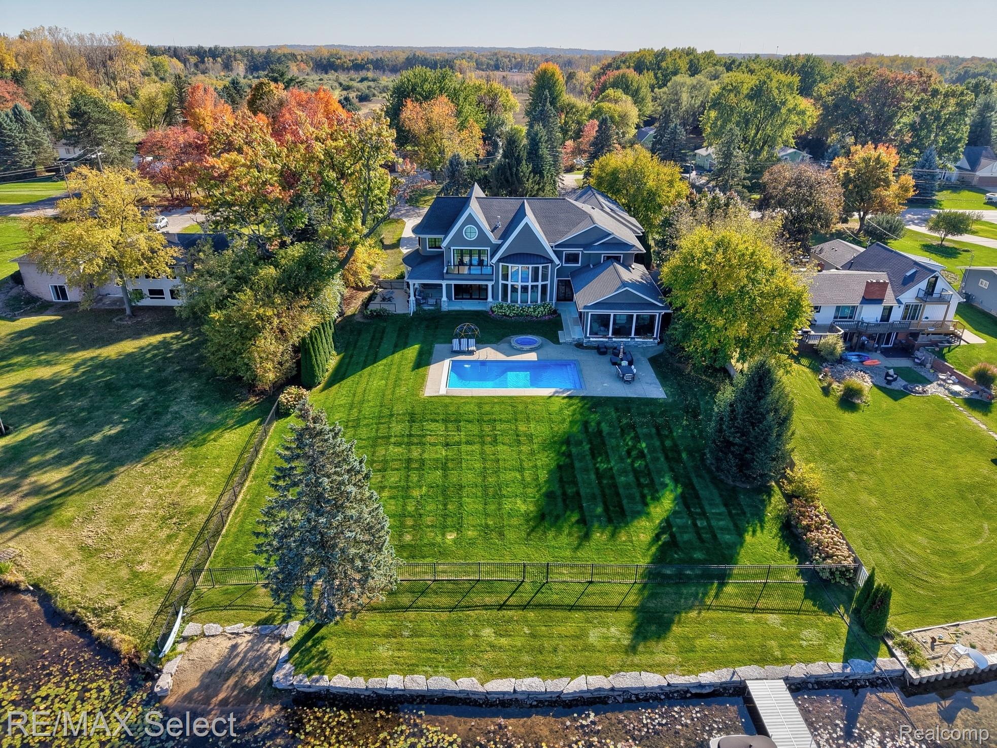 2368 Grove Park RD