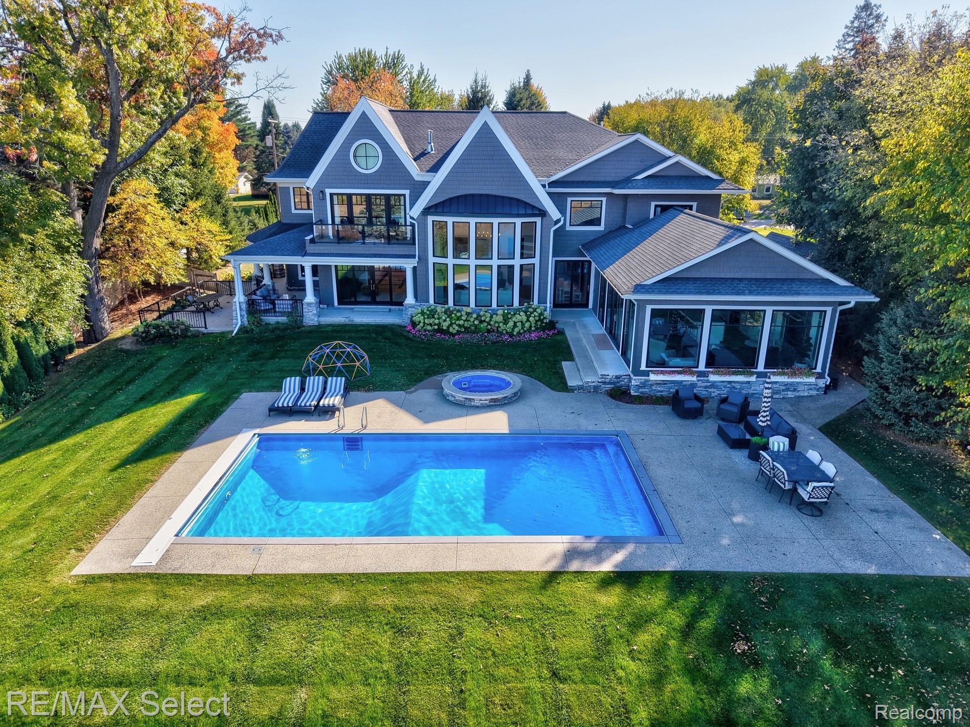 2368 Grove Park RD
