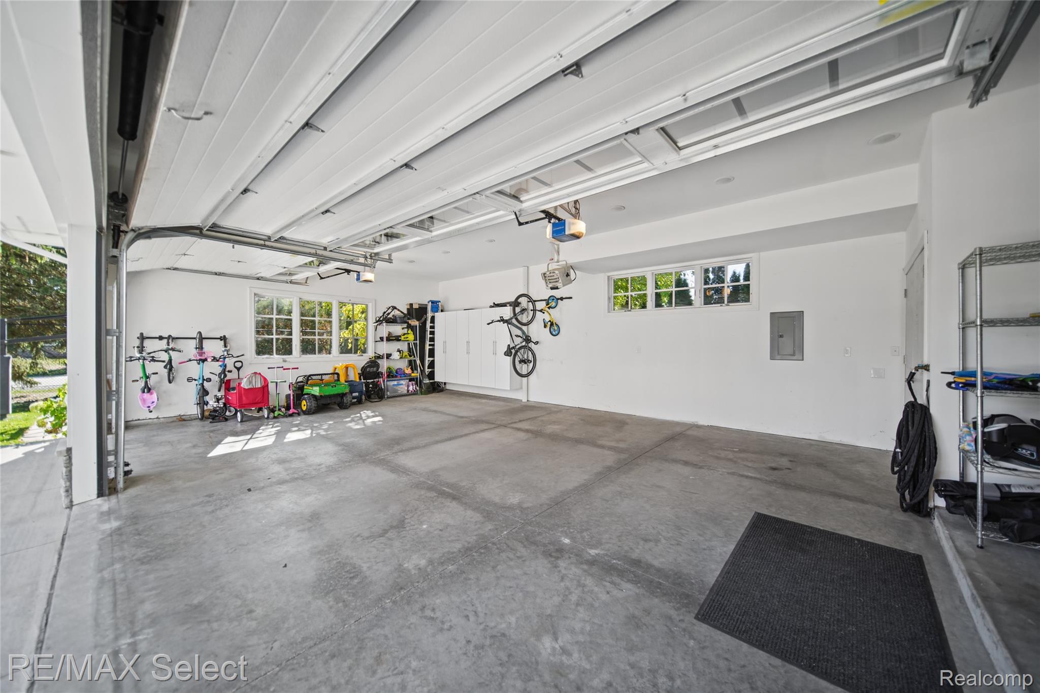 2368 Grove Park RD